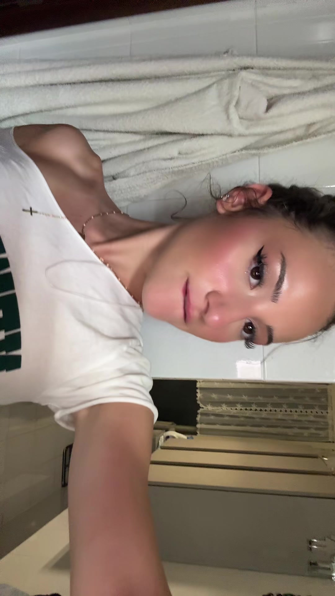 @𝒜𝓃𝓃𝒶🪽
