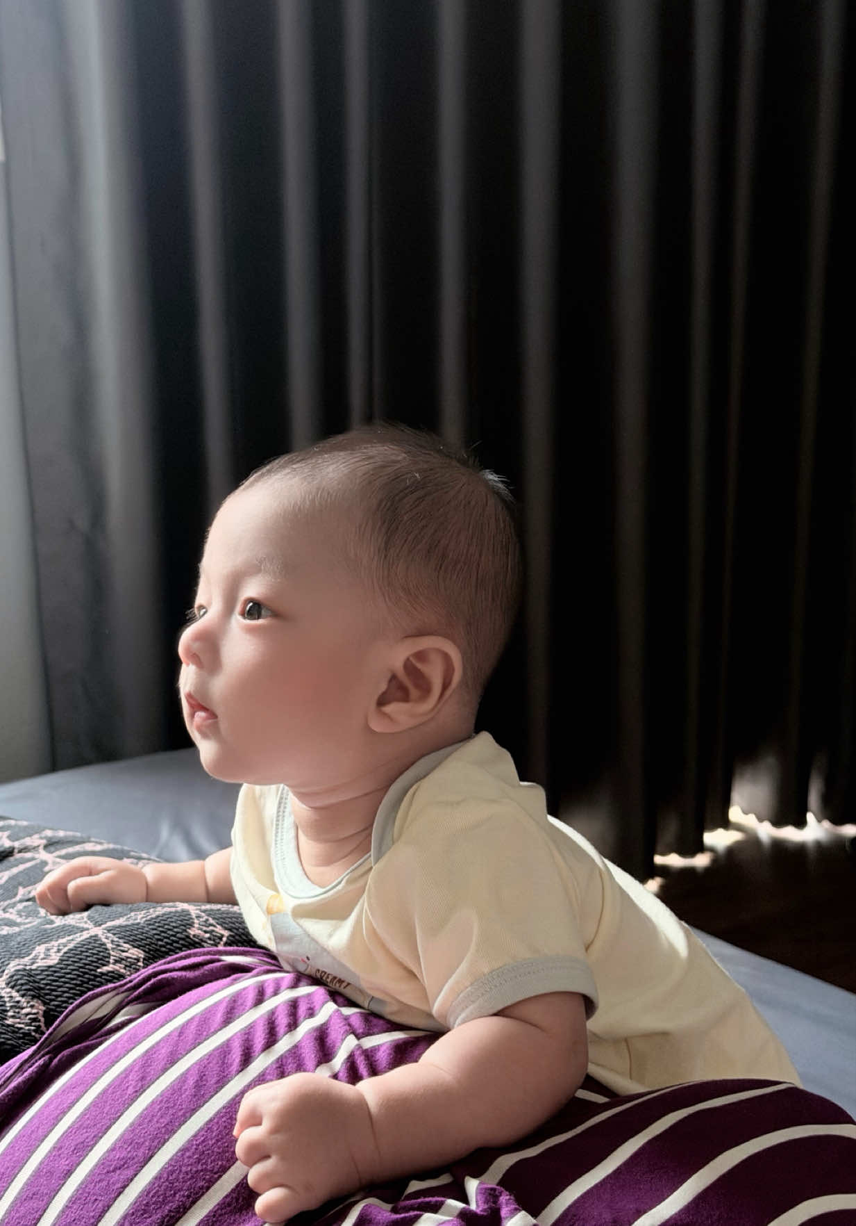 @Voi con đi nắng
