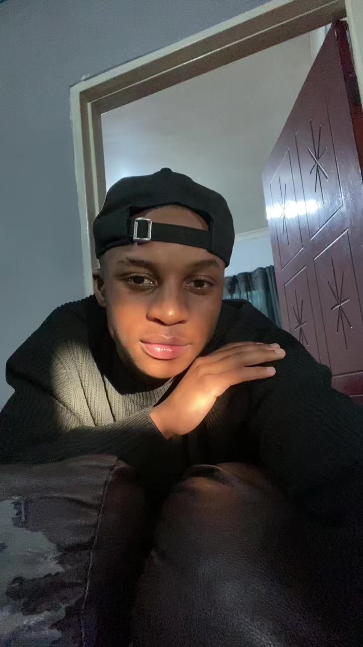 @vusi_khaya_