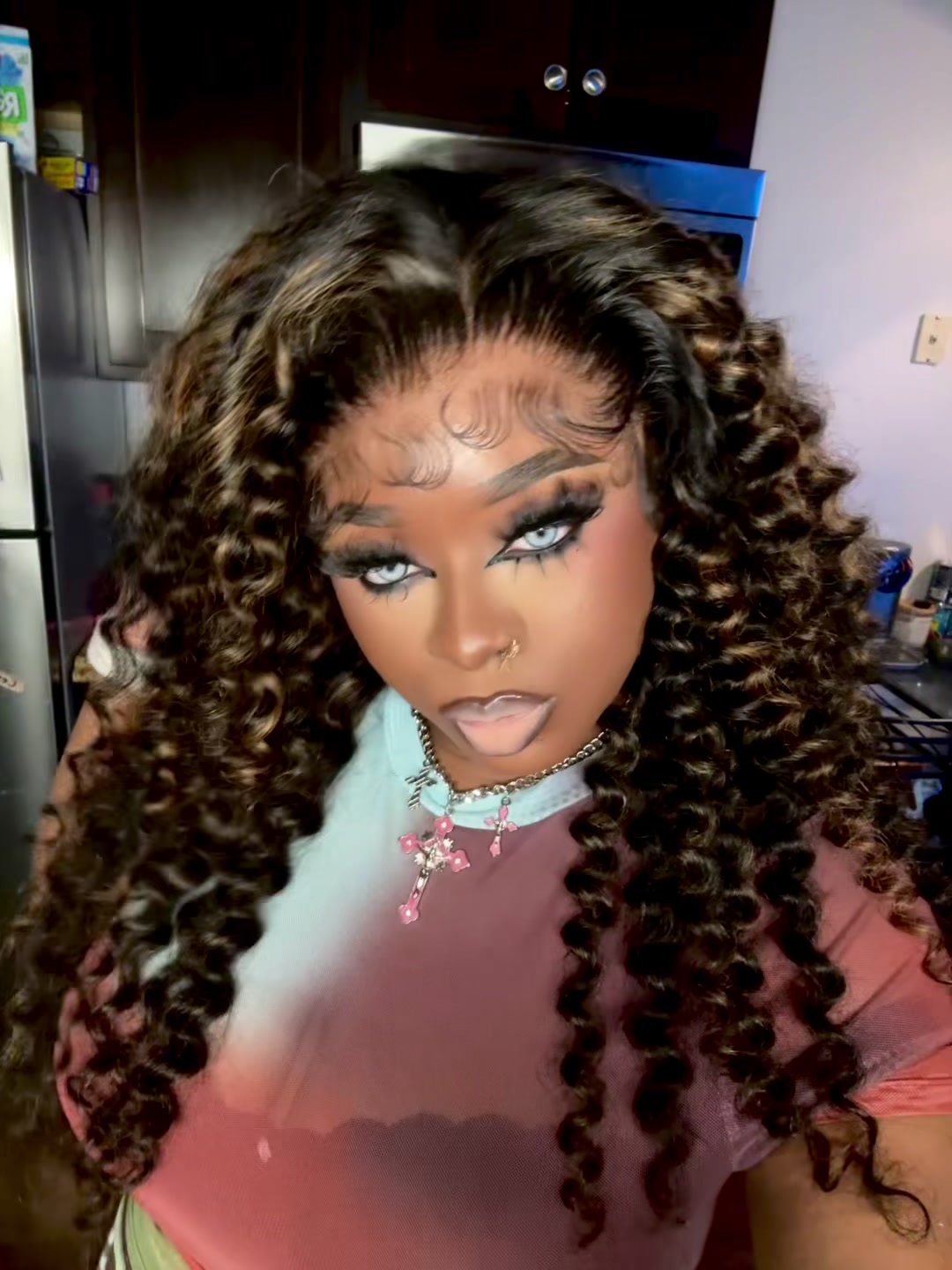 @PrettiestLeoMeme♌️🥂🎀🎨💖