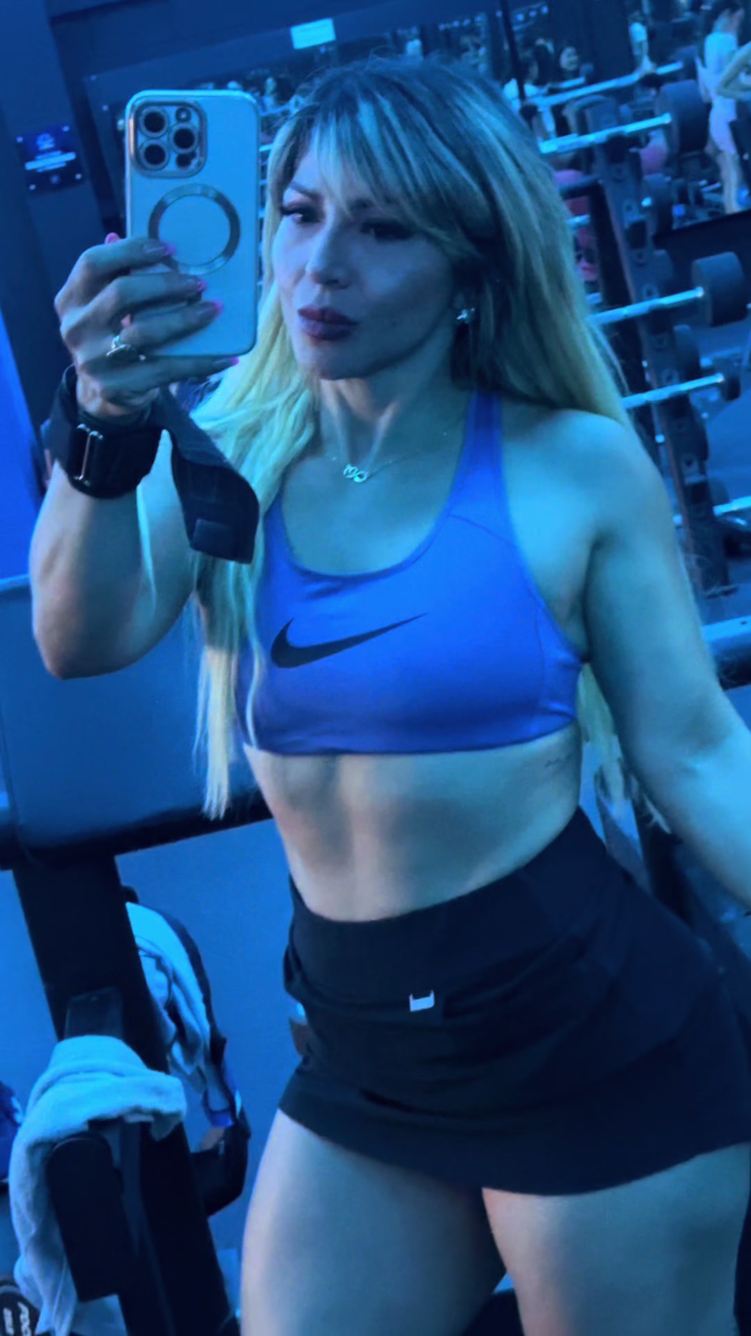 @Laurita Sanchez