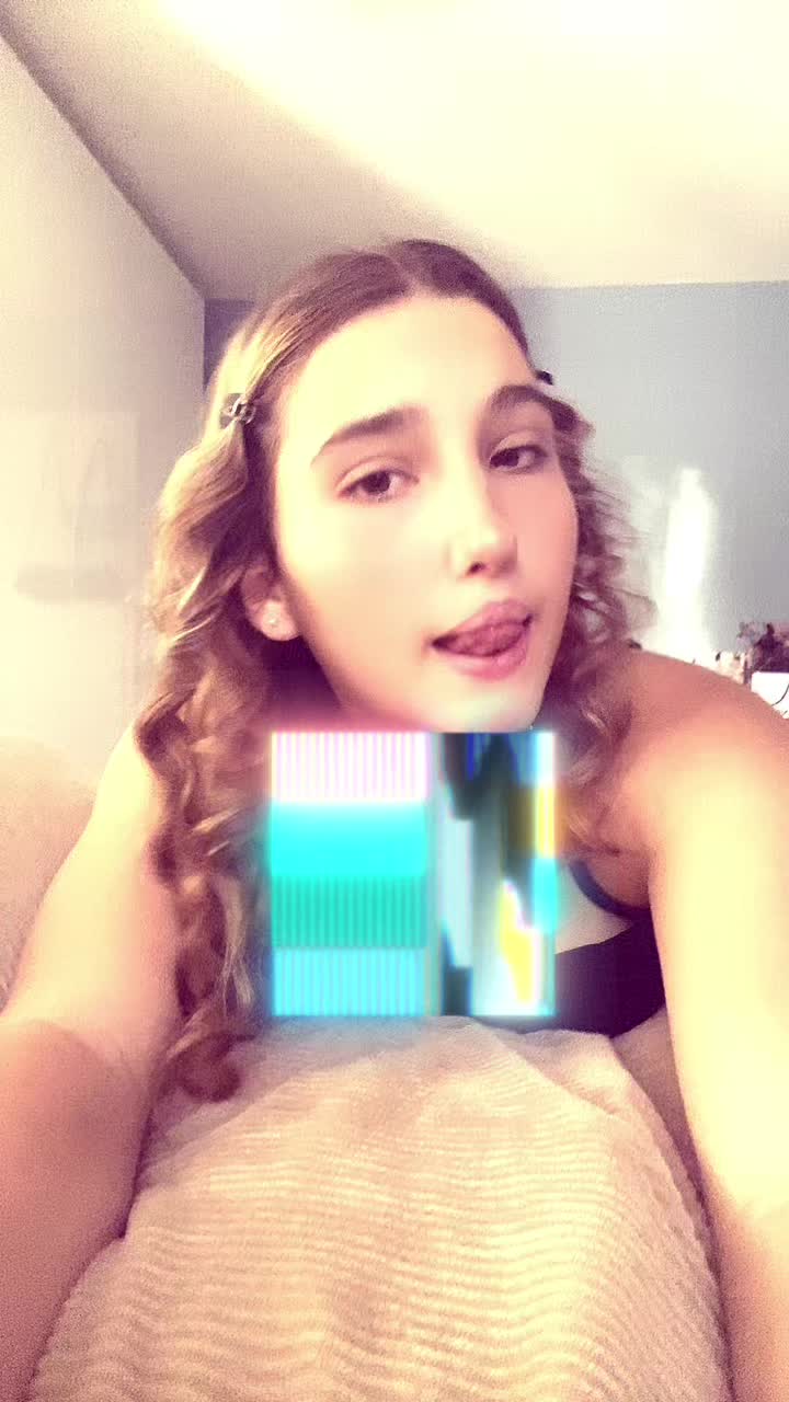 @Hay.ley_45