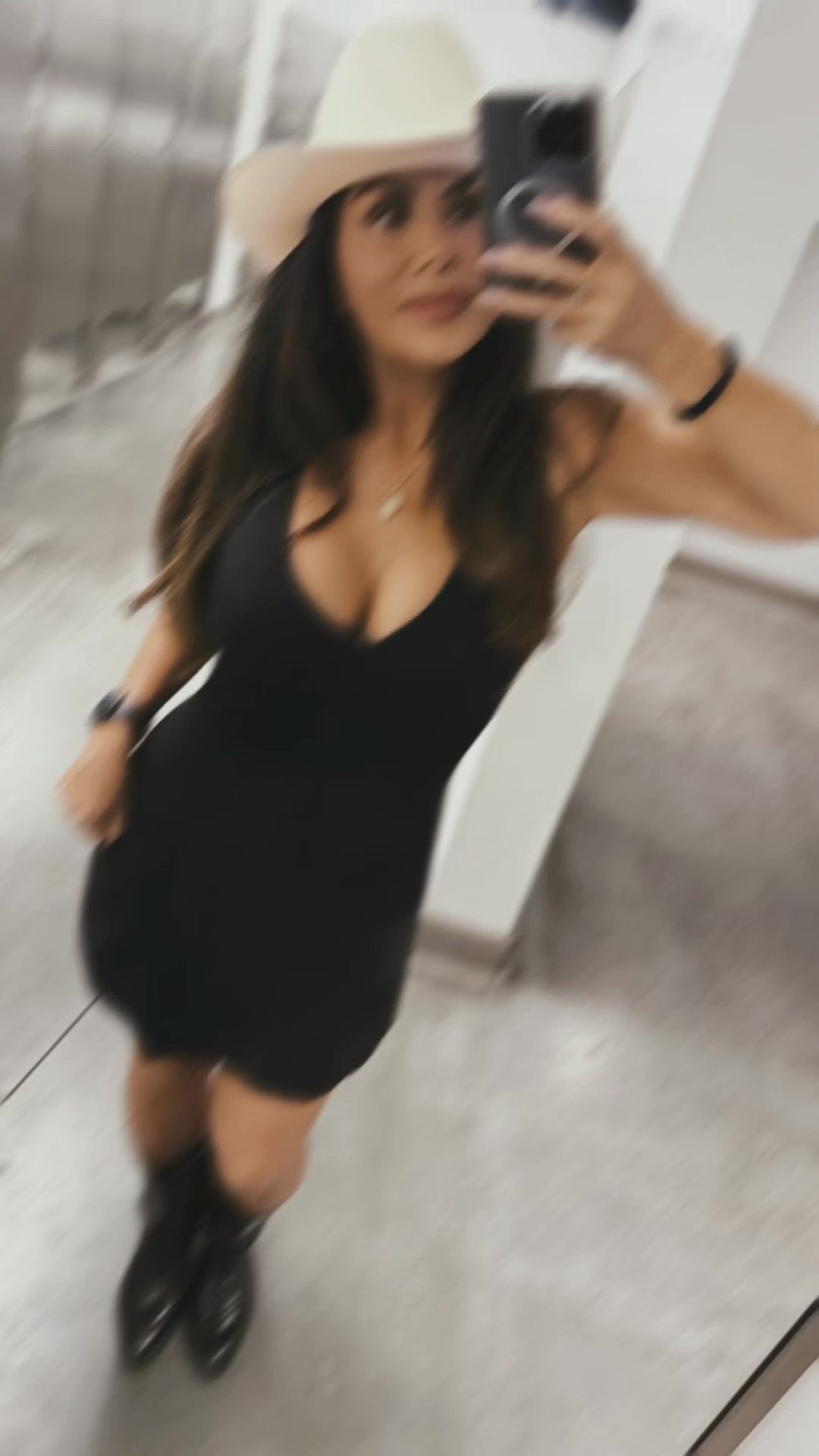 @Alysha Del Valle