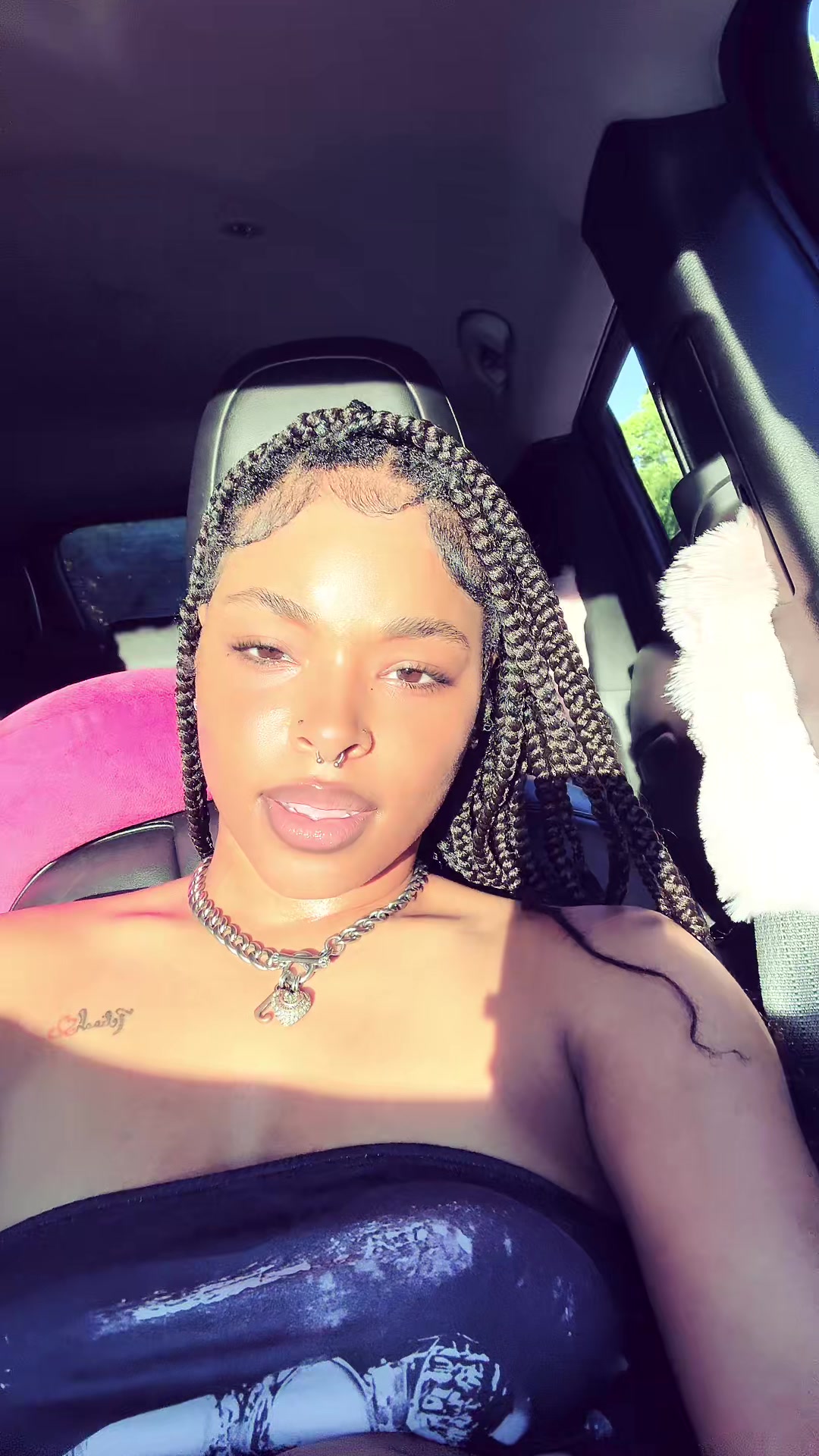 @quabae.