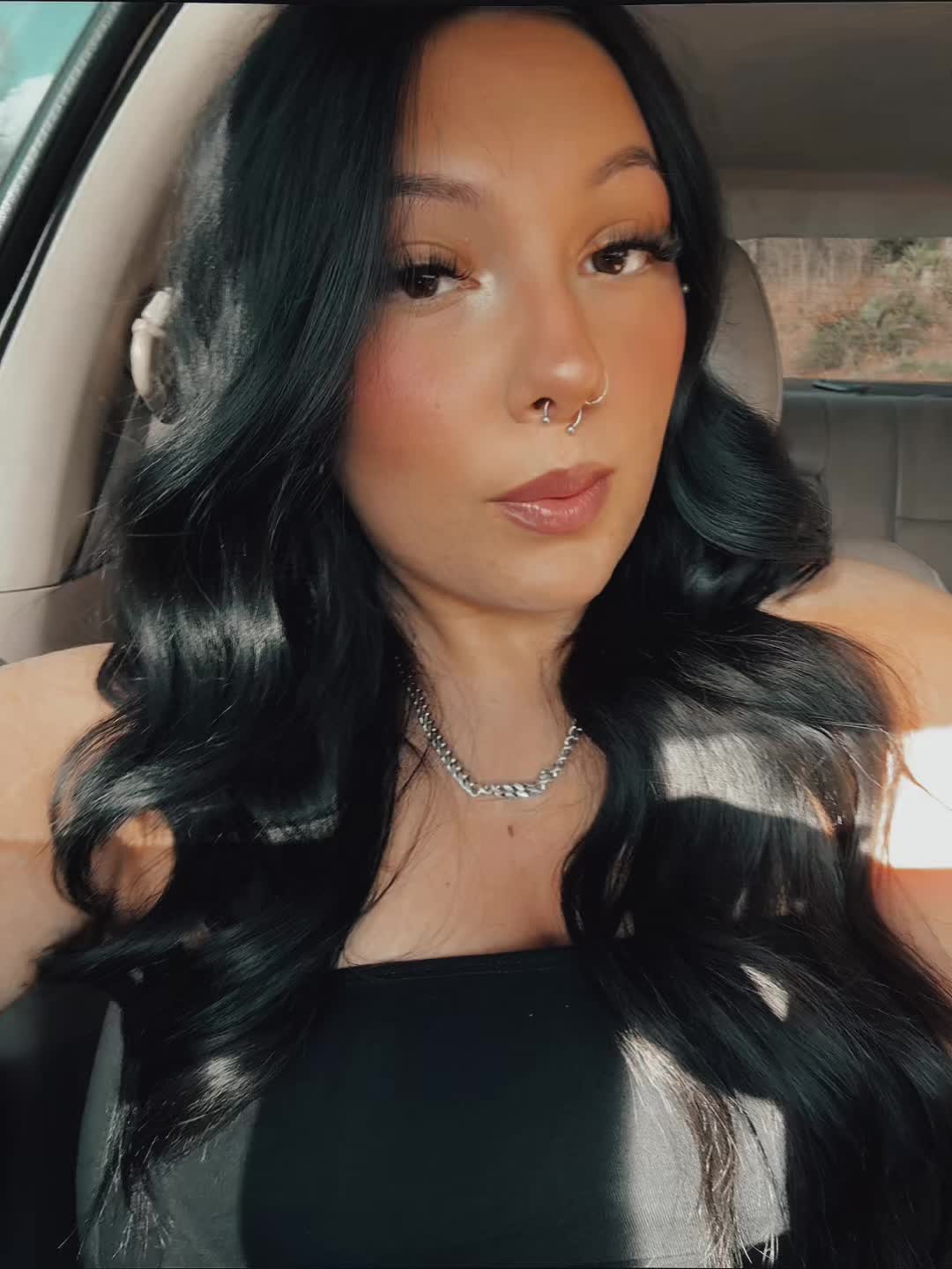 @BROOKLYNN 🐝🪴🩵