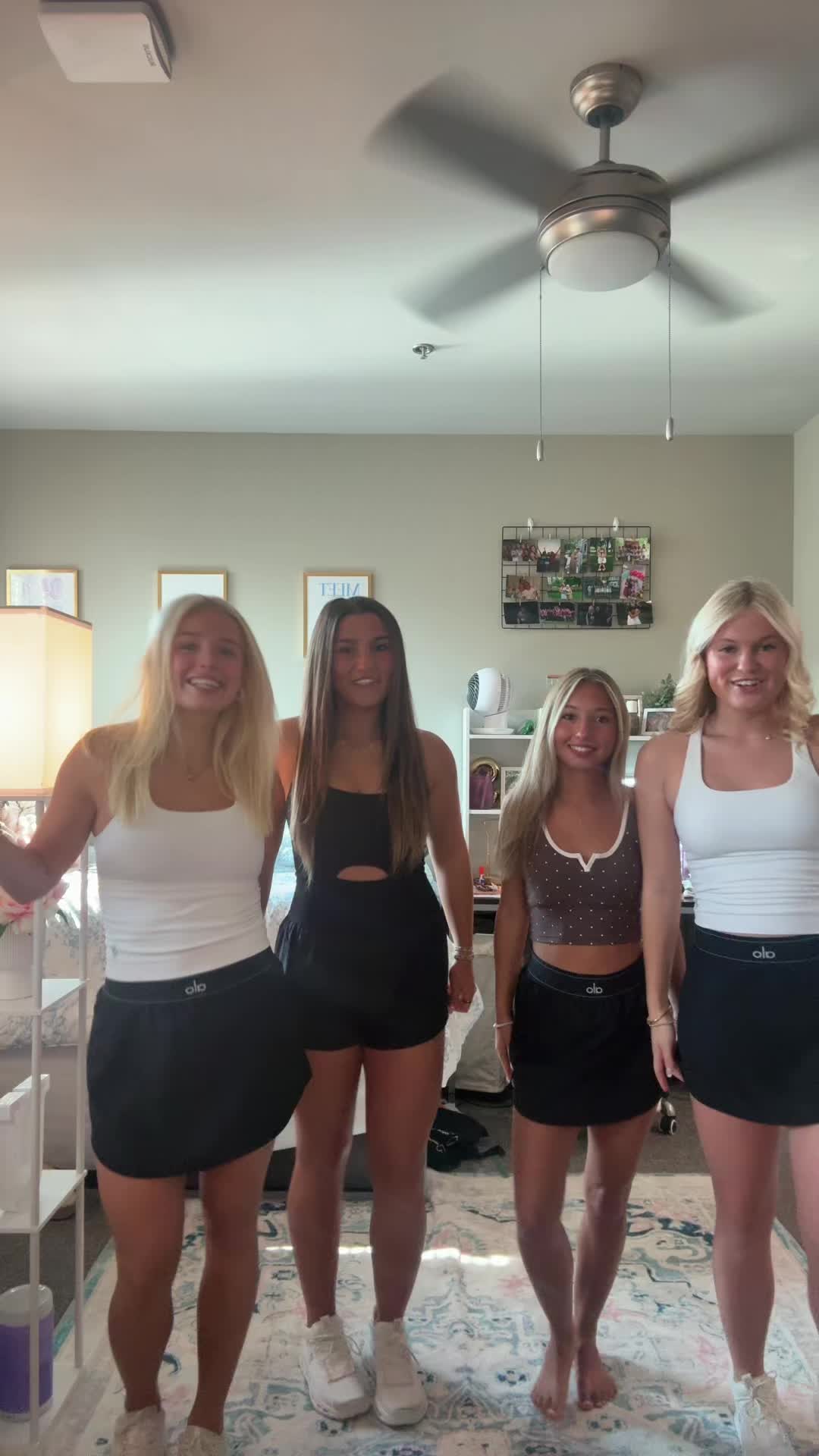@sophie_.collins