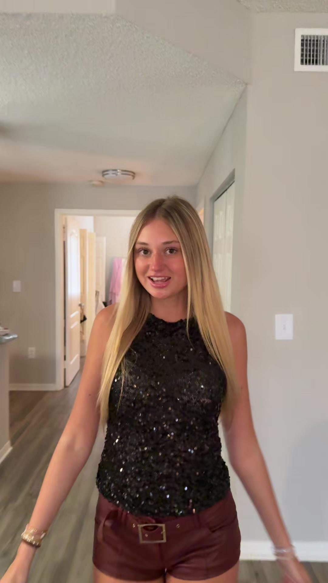@isabella