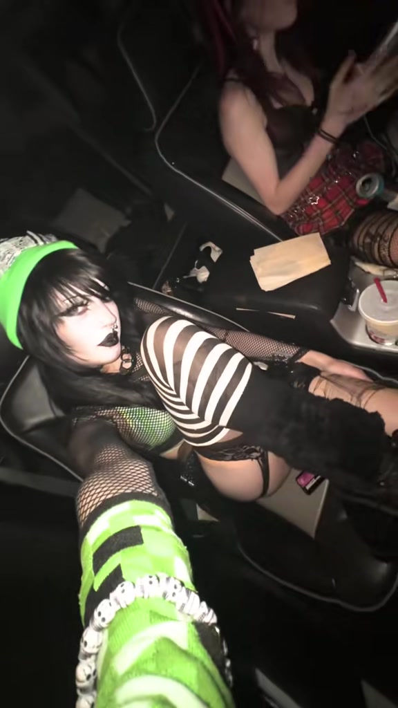@lilxlily___