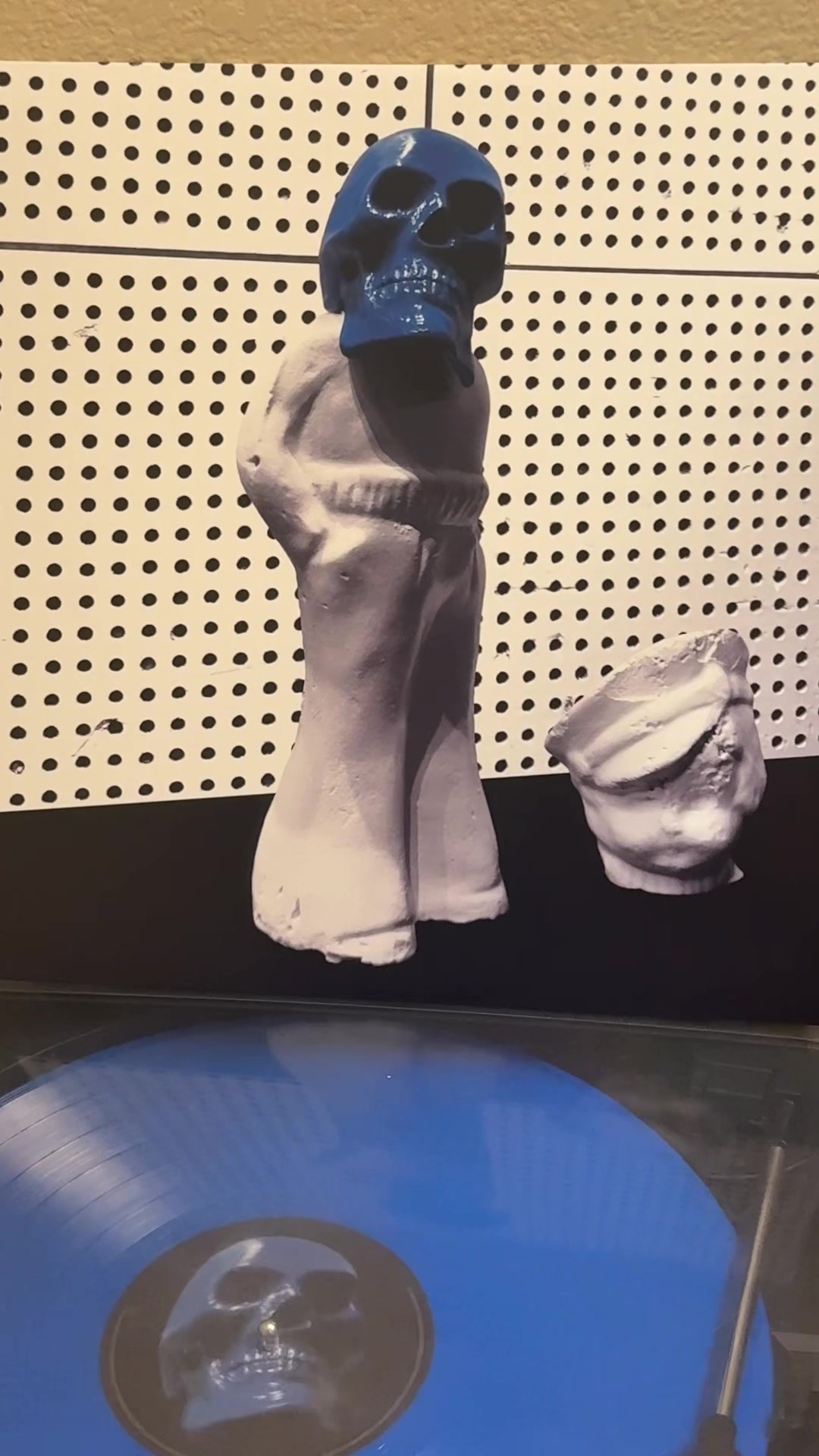 @VinylsFromHeck