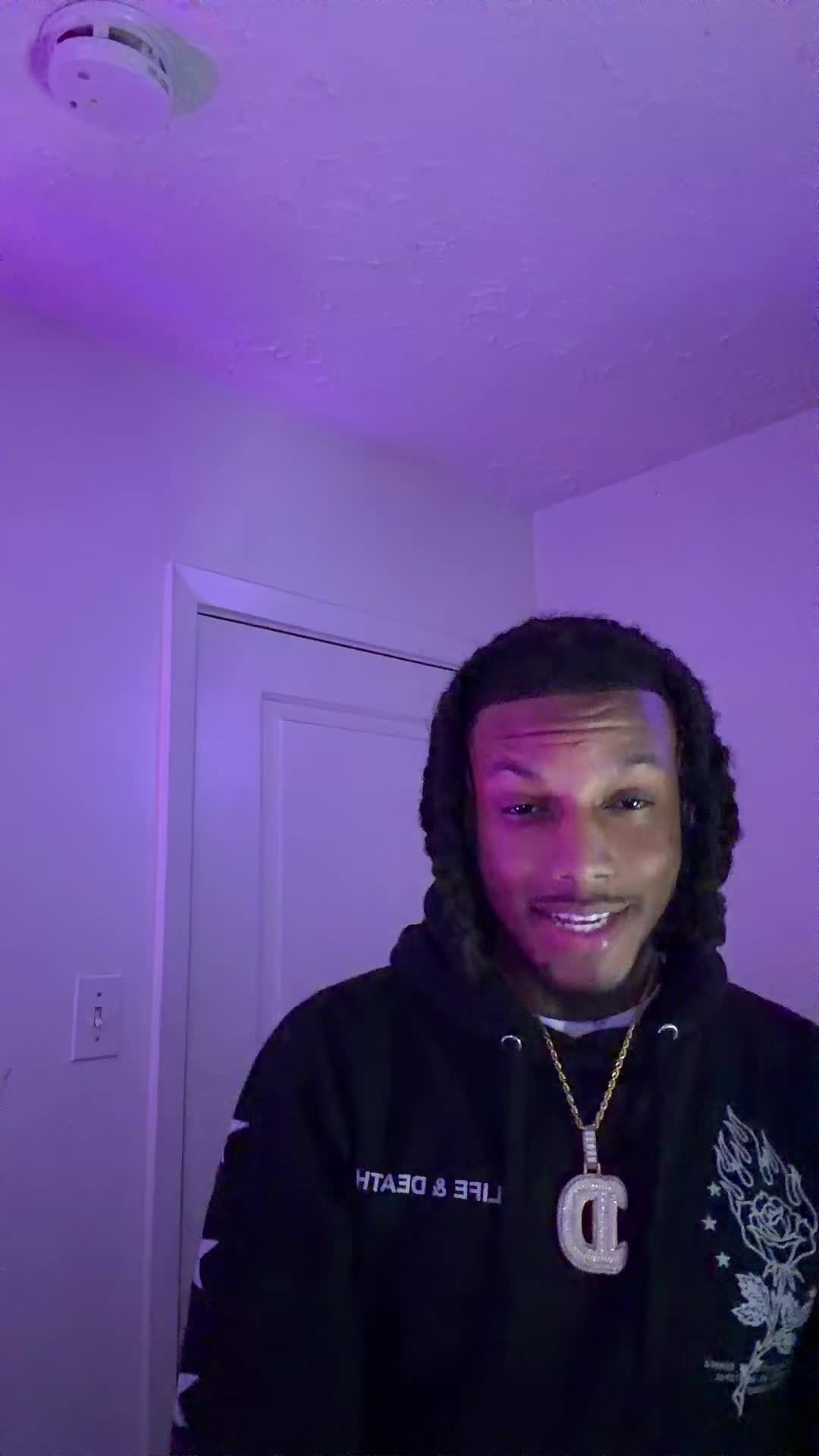 @D4M1EN 🖤🕷️