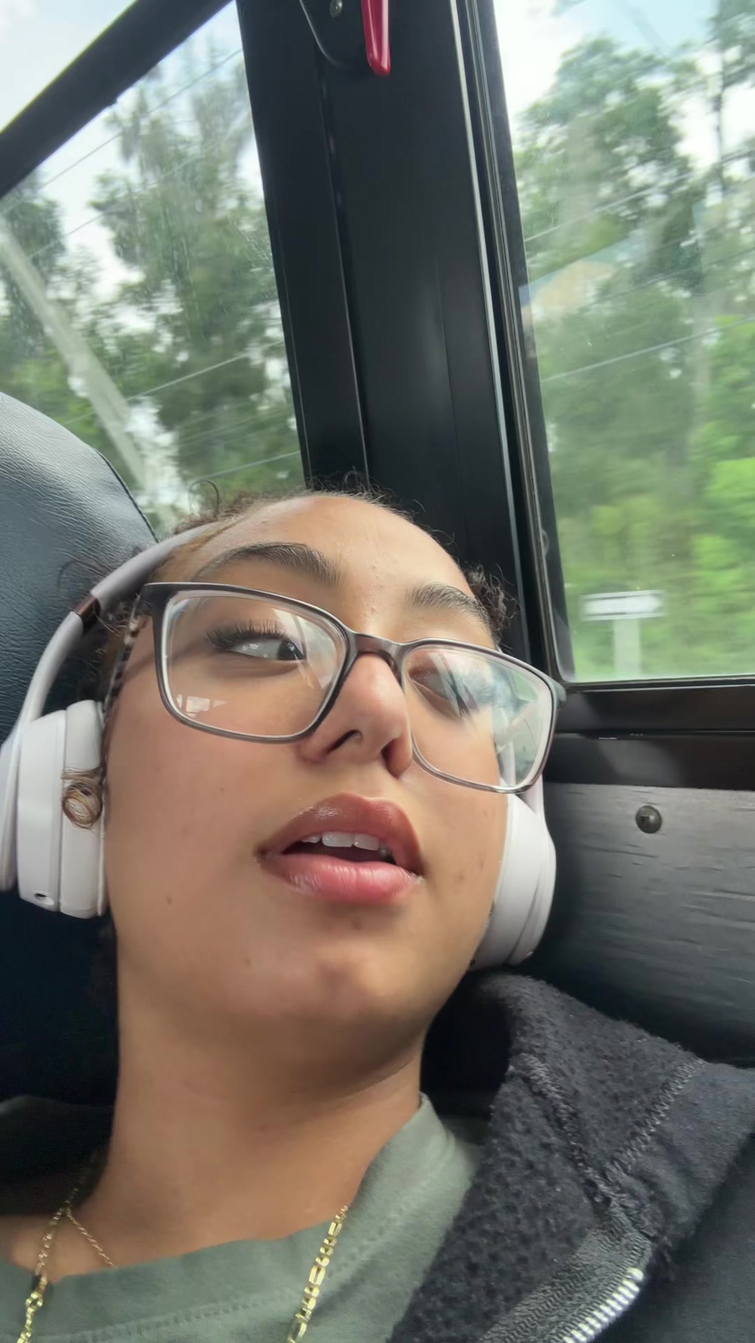 @e