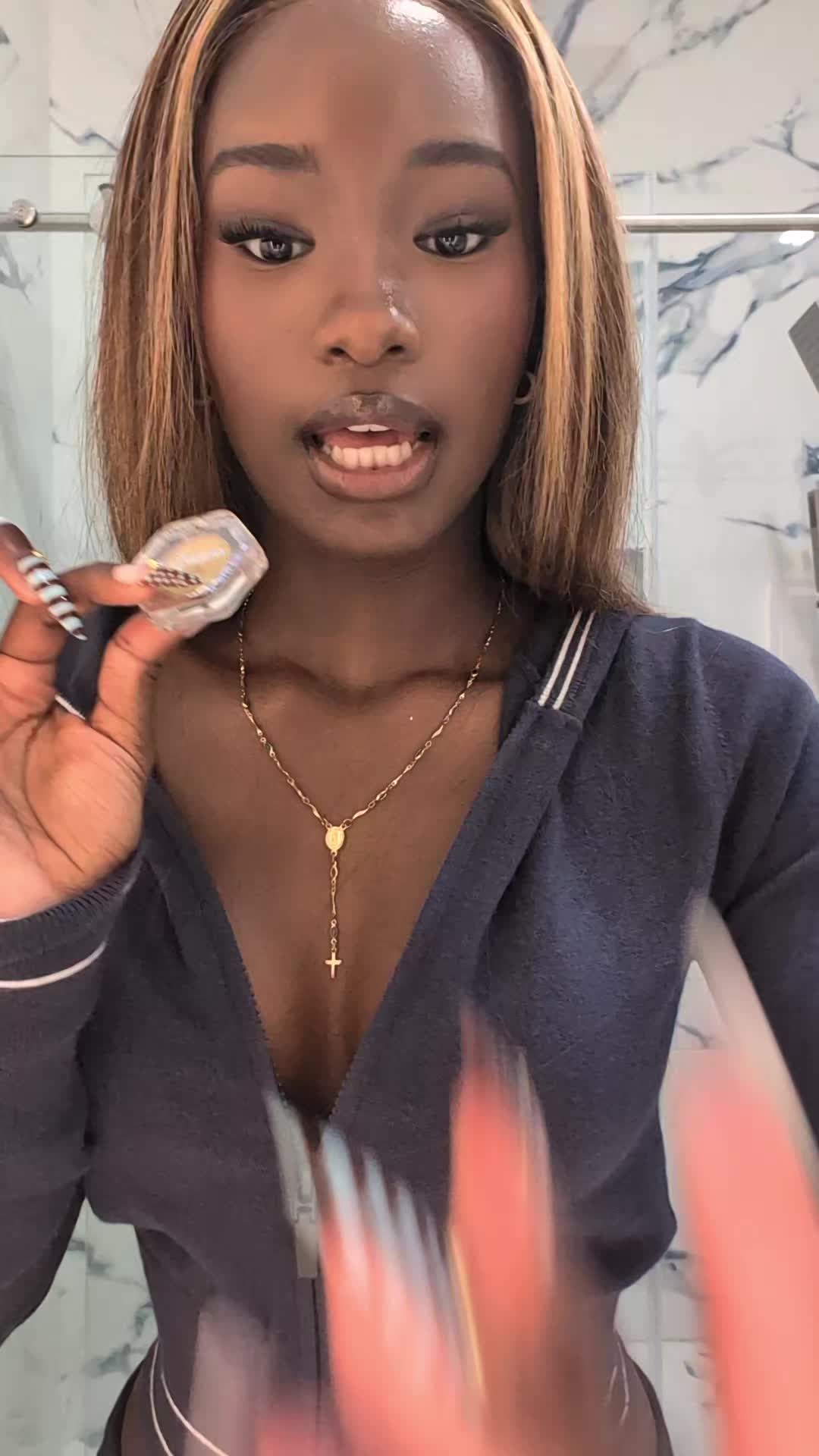 @Delillah