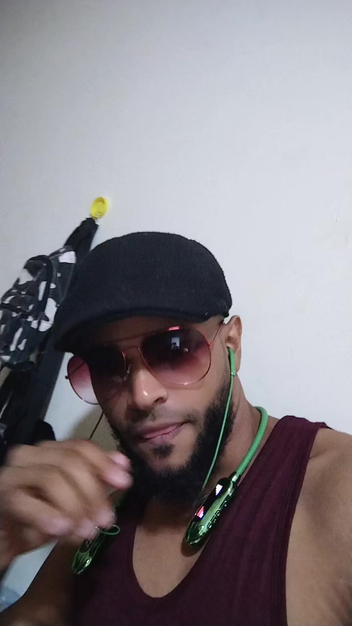 @HISHAM LYRICS MEDIA🇰🇪🇦🇪