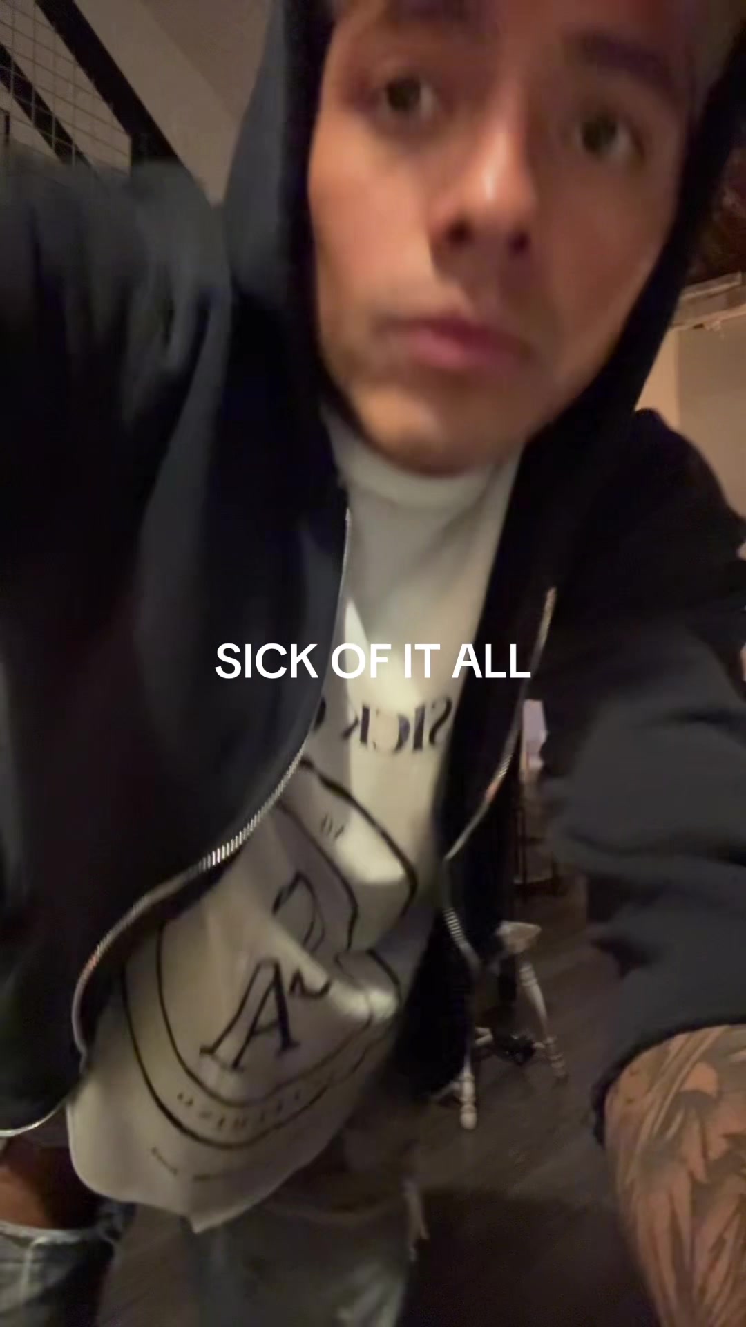 @Lu