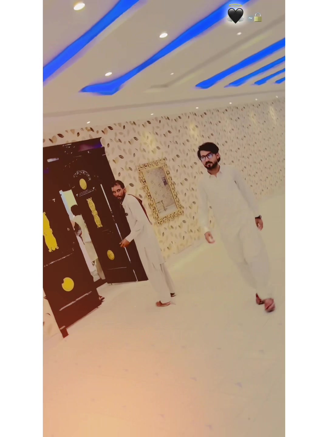 @꧁&deg;⸙آنا پرست✿࿐