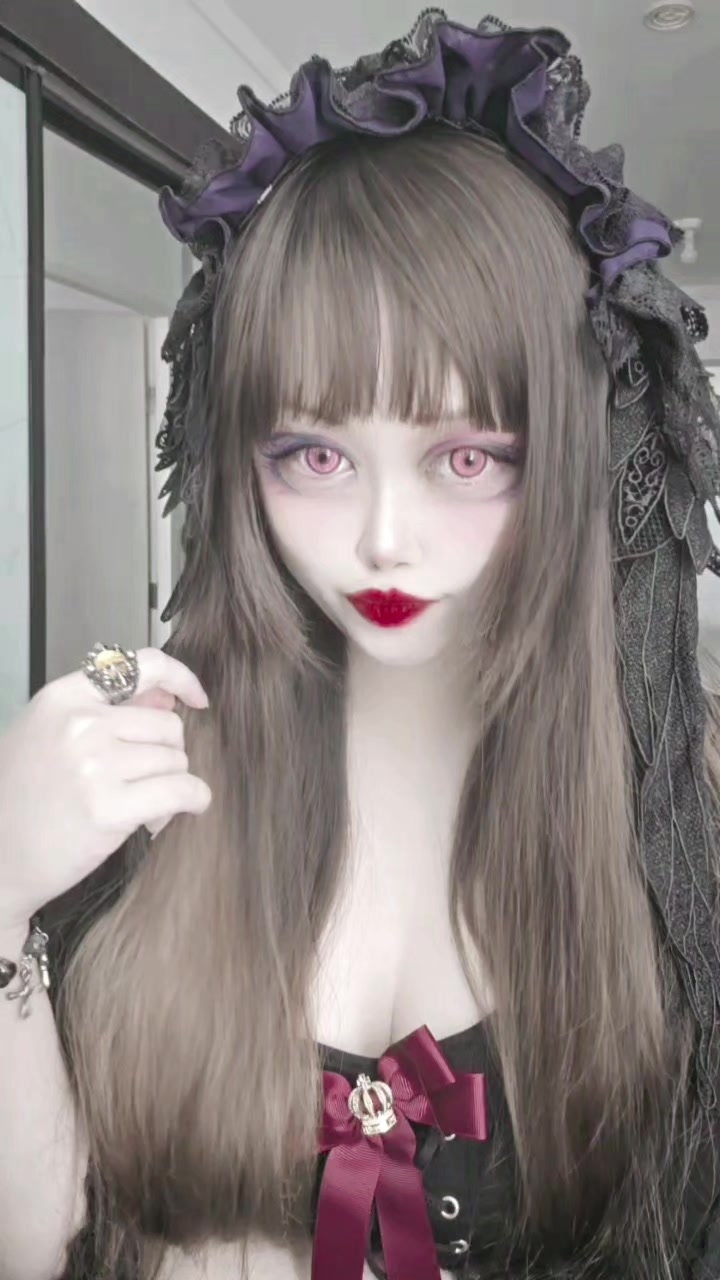@Van.Dollbeast