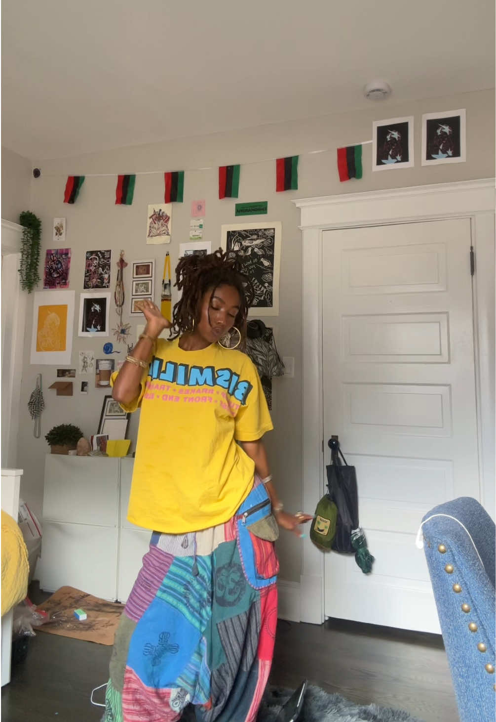@myflowersbloomin