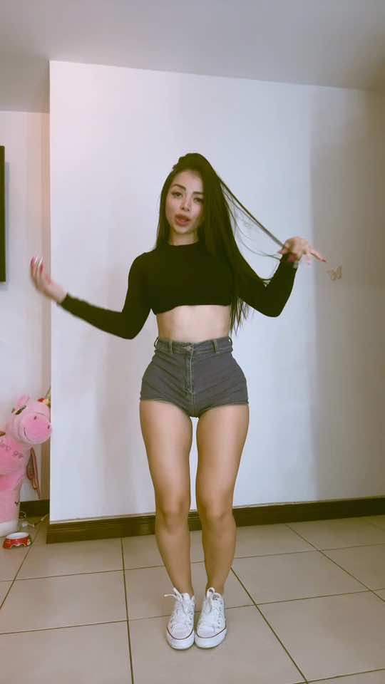 @SoyMeliAlfaro