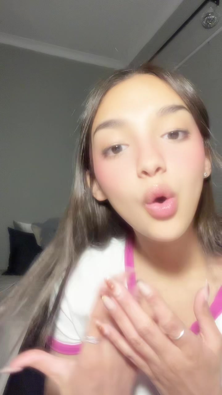 @leahhollenbach