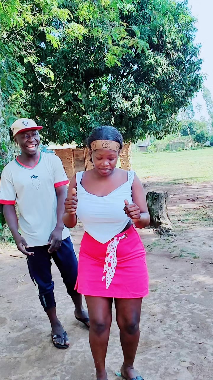 @ADHIAMBO 🇰🇪