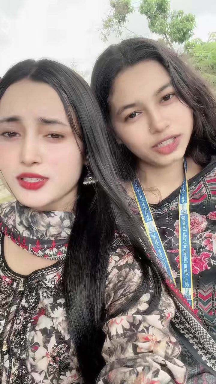 @Riyana🌸🫰🏻