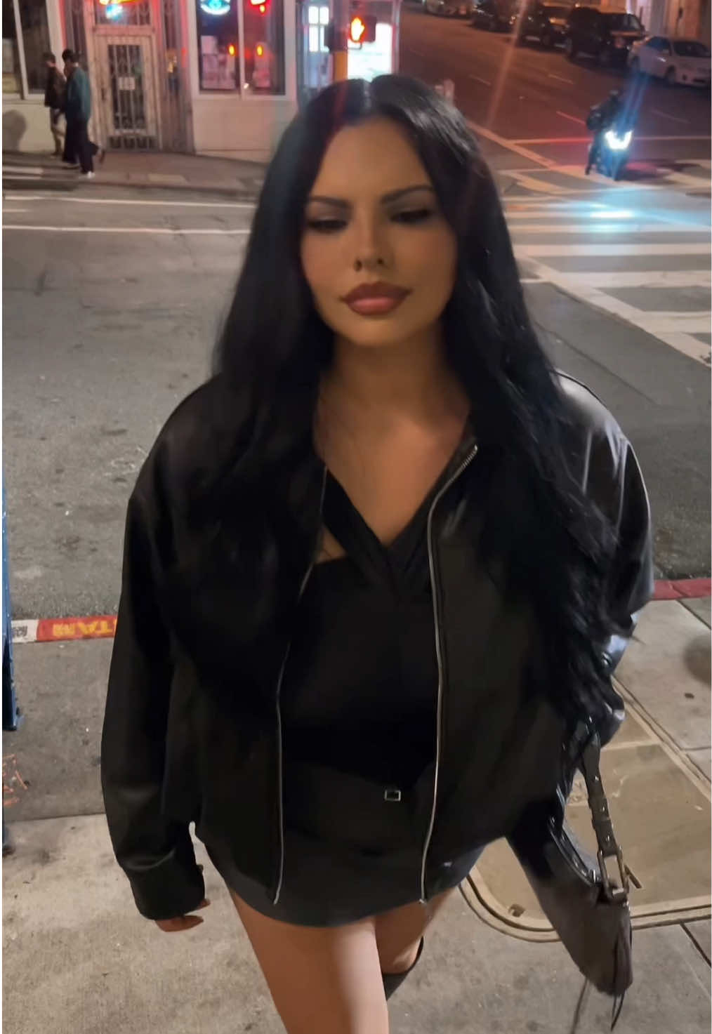 @itsyourfav_angelina