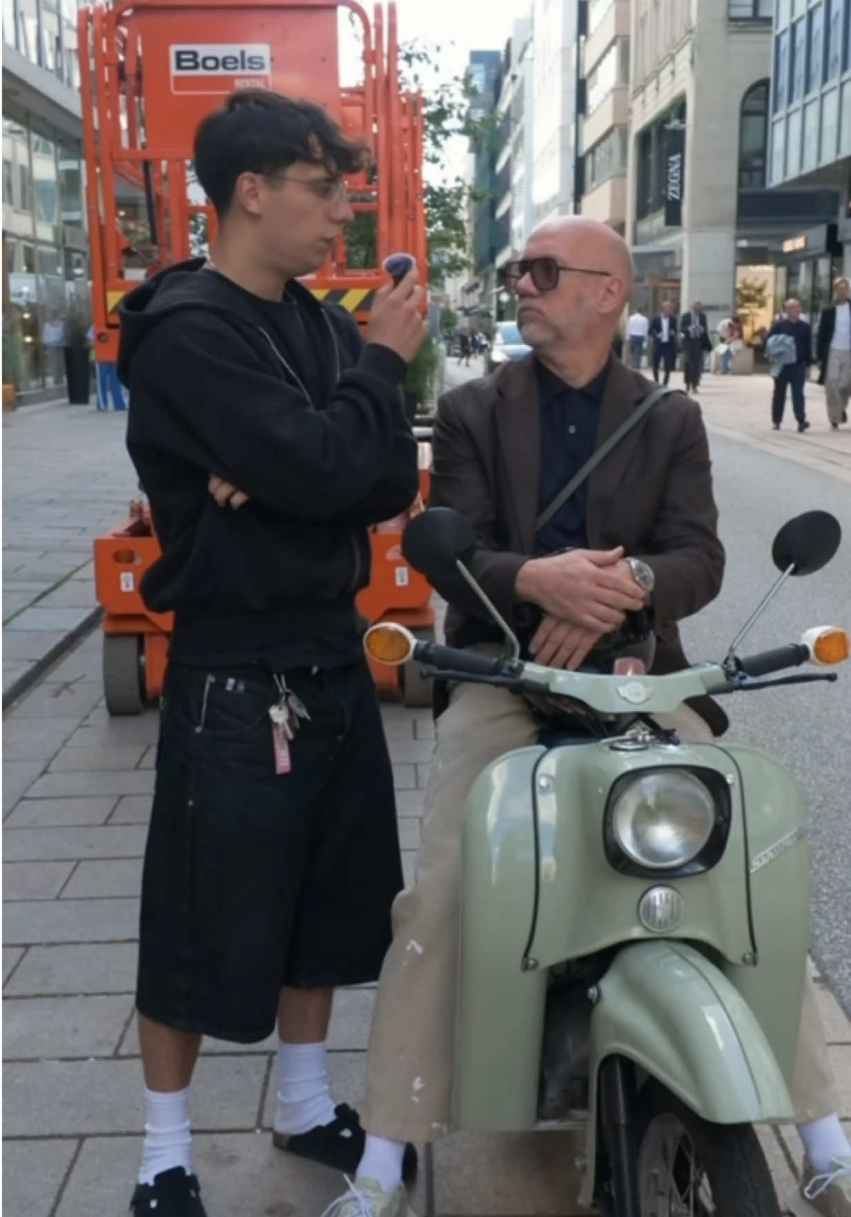 @Milan-David