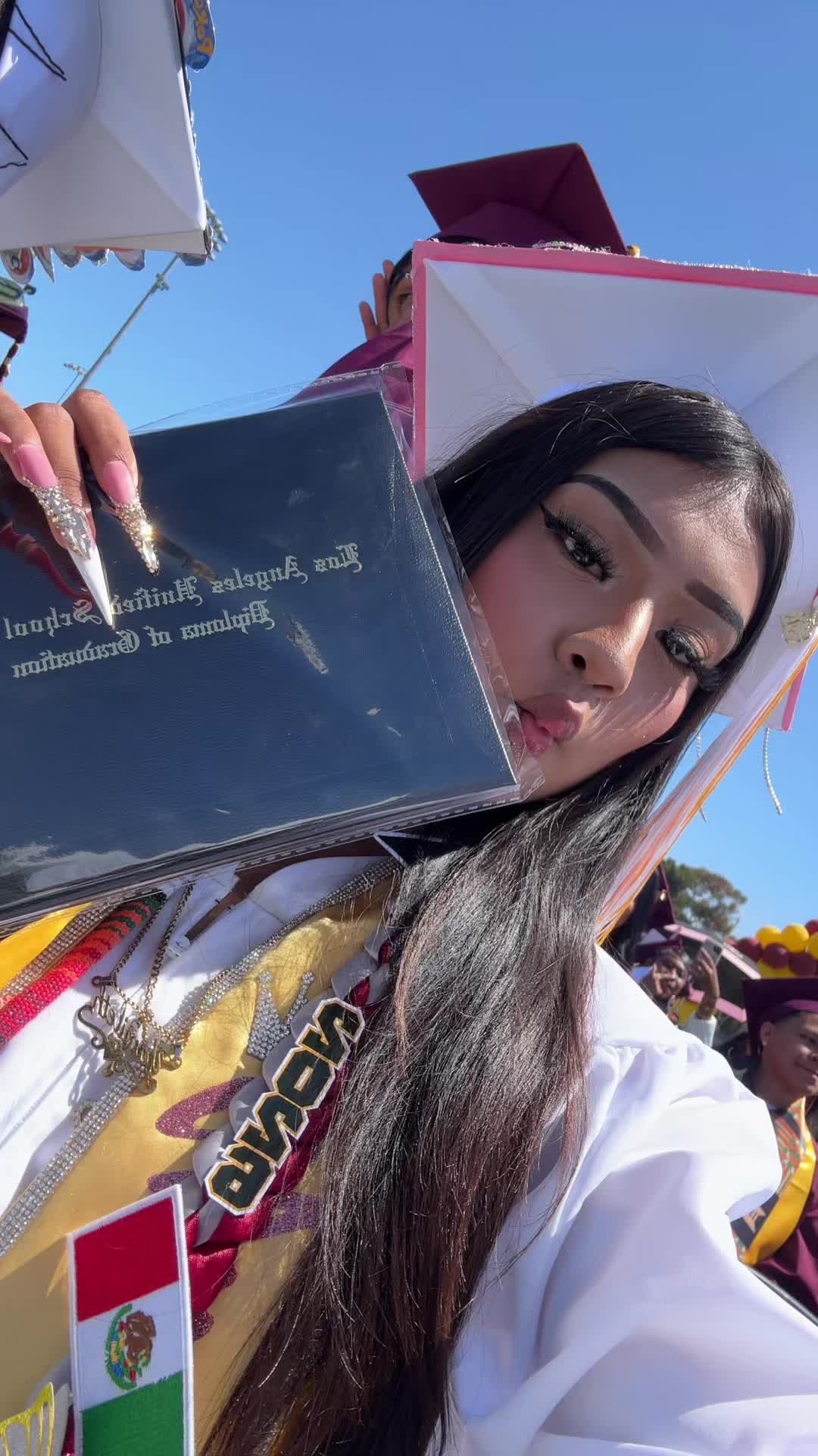 @♡ 𝒴𝒶𝓂𝒾 ♡