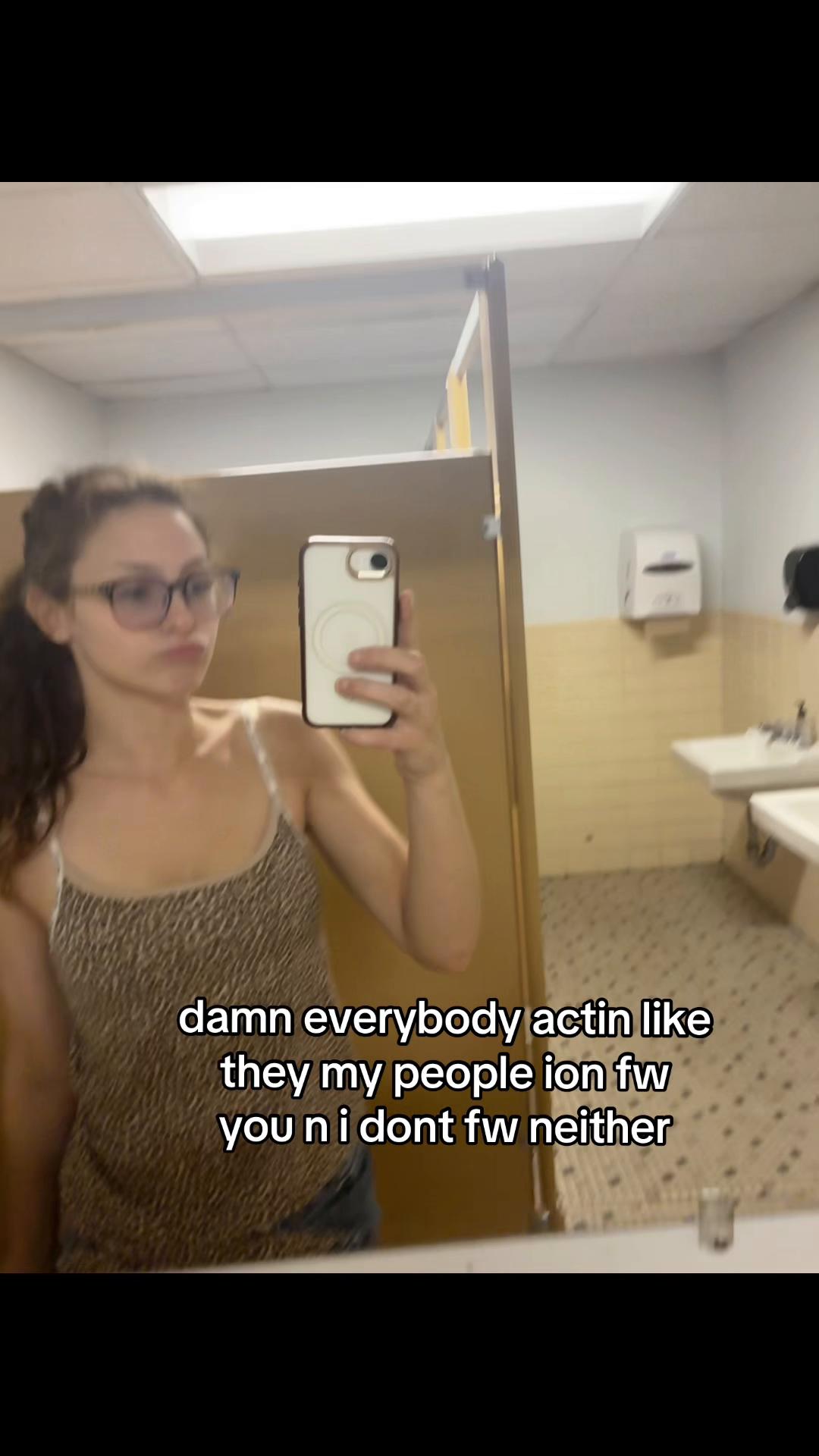 @2hi2cryalcoholulater