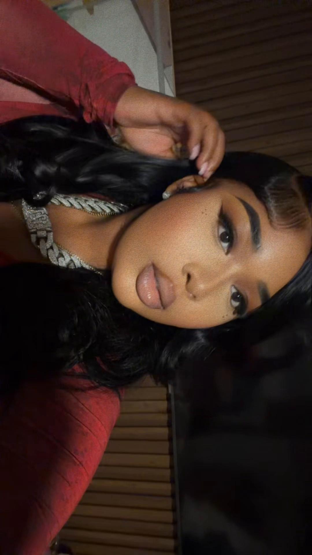 @wooladytv