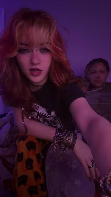 @evrythnginitsrightplce