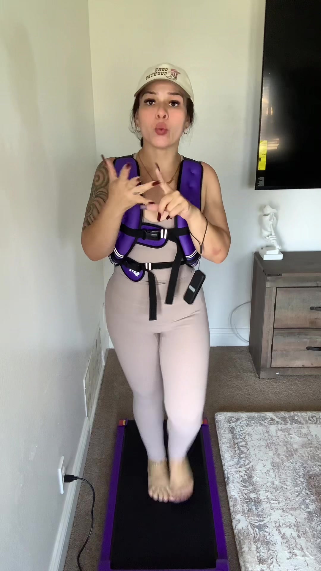 @WHOSTHATGIRLXO