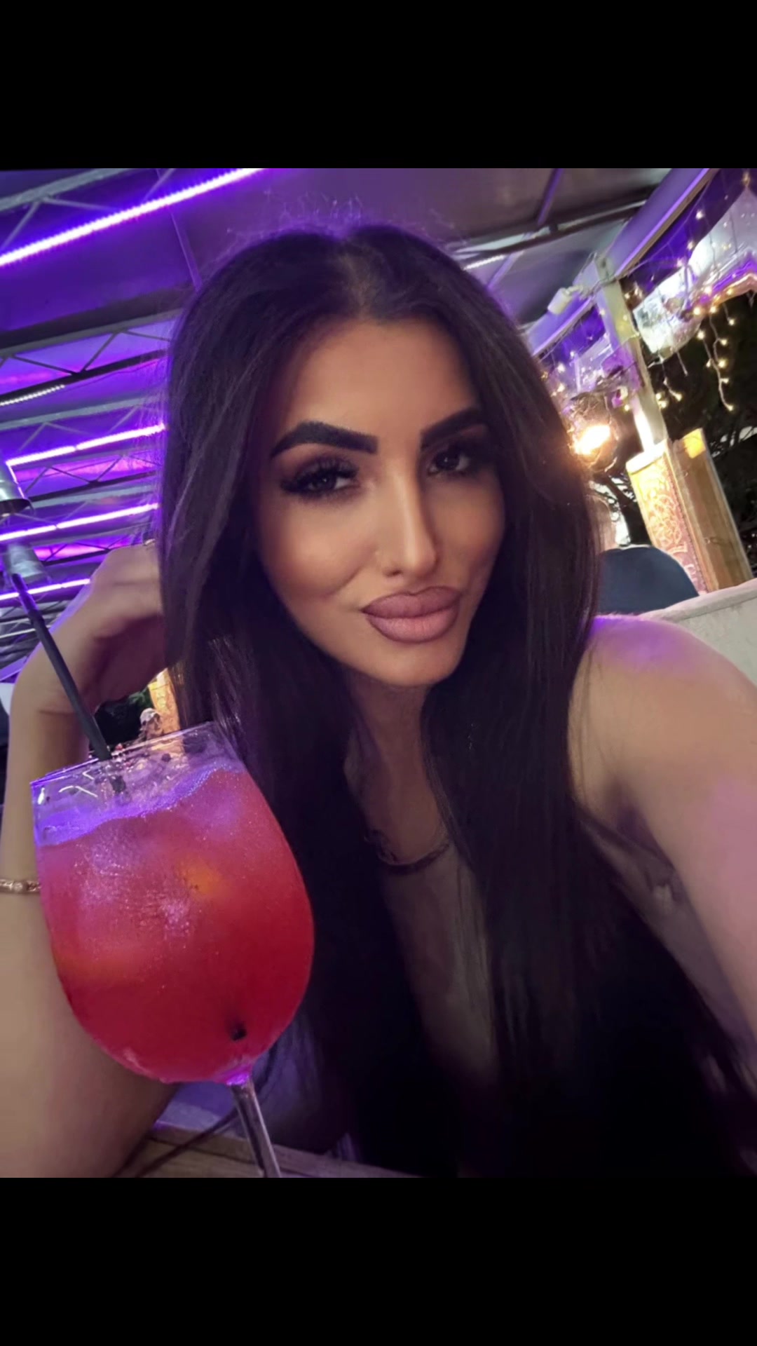 @𝐤𝐫𝐢𝐬𝐭𝐢𝐧𝐚 👑