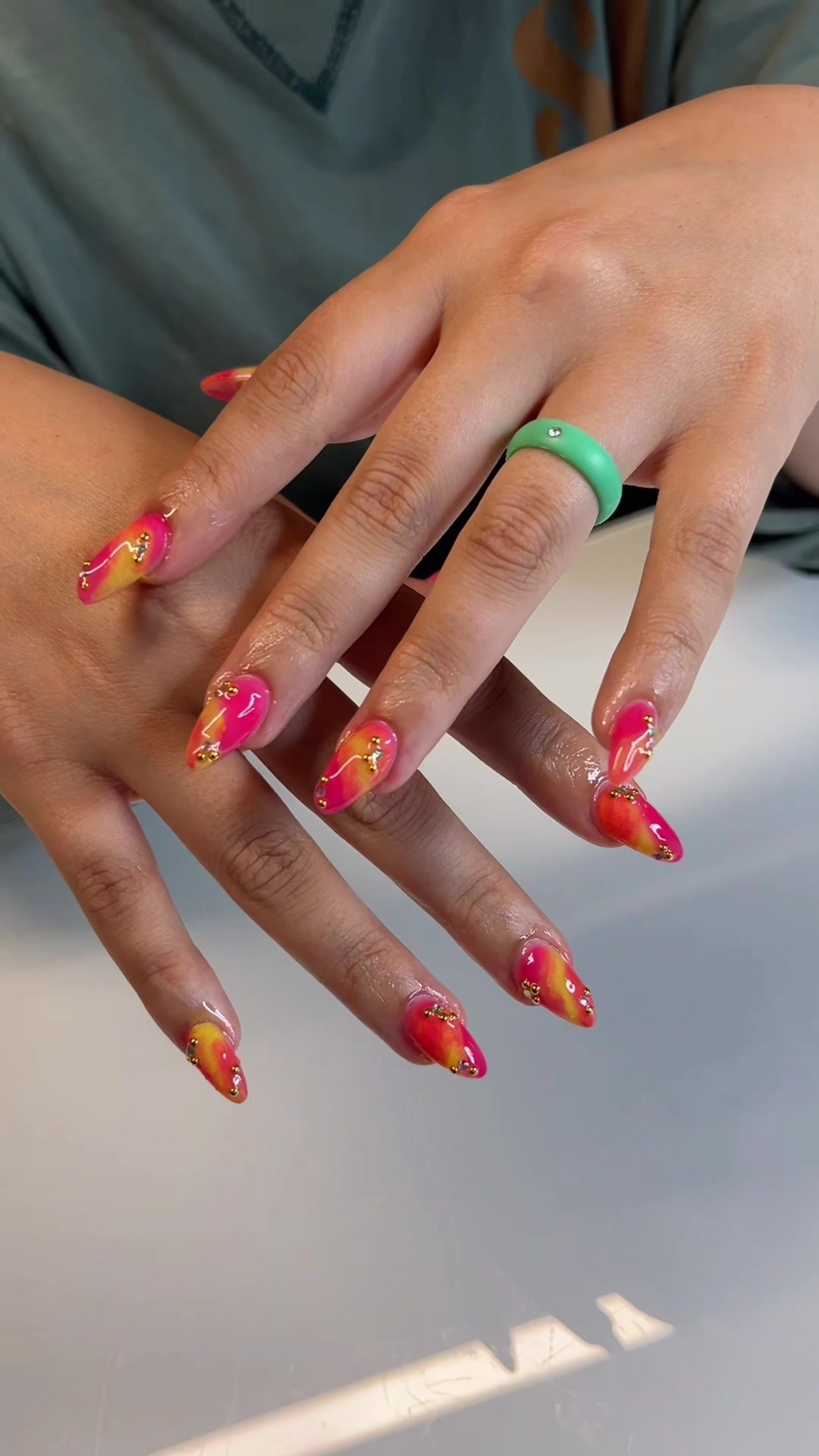 @lizthenailtexh
