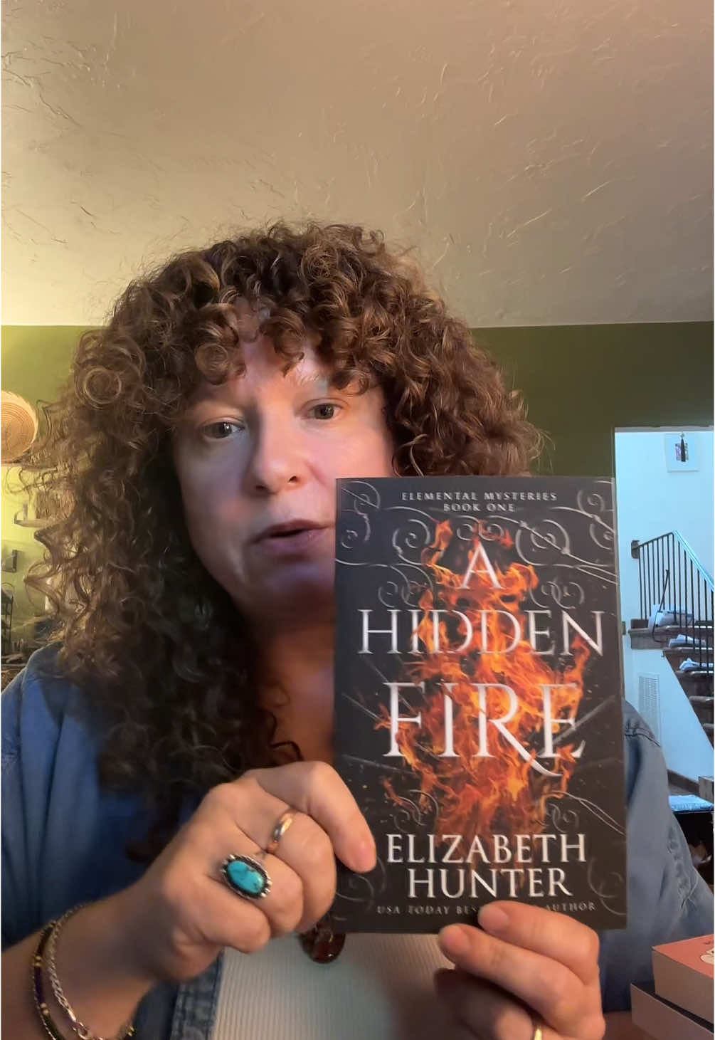 @Author Elizabeth Hunter