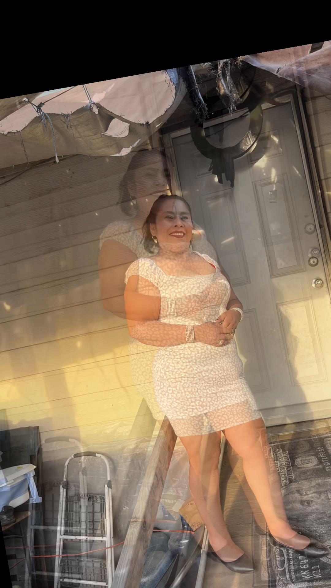 @gloriaflores