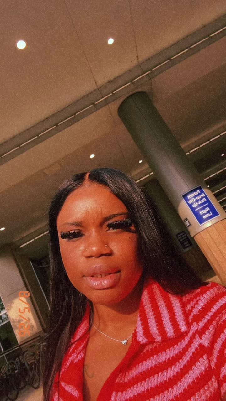@TheRealAlexisKierra