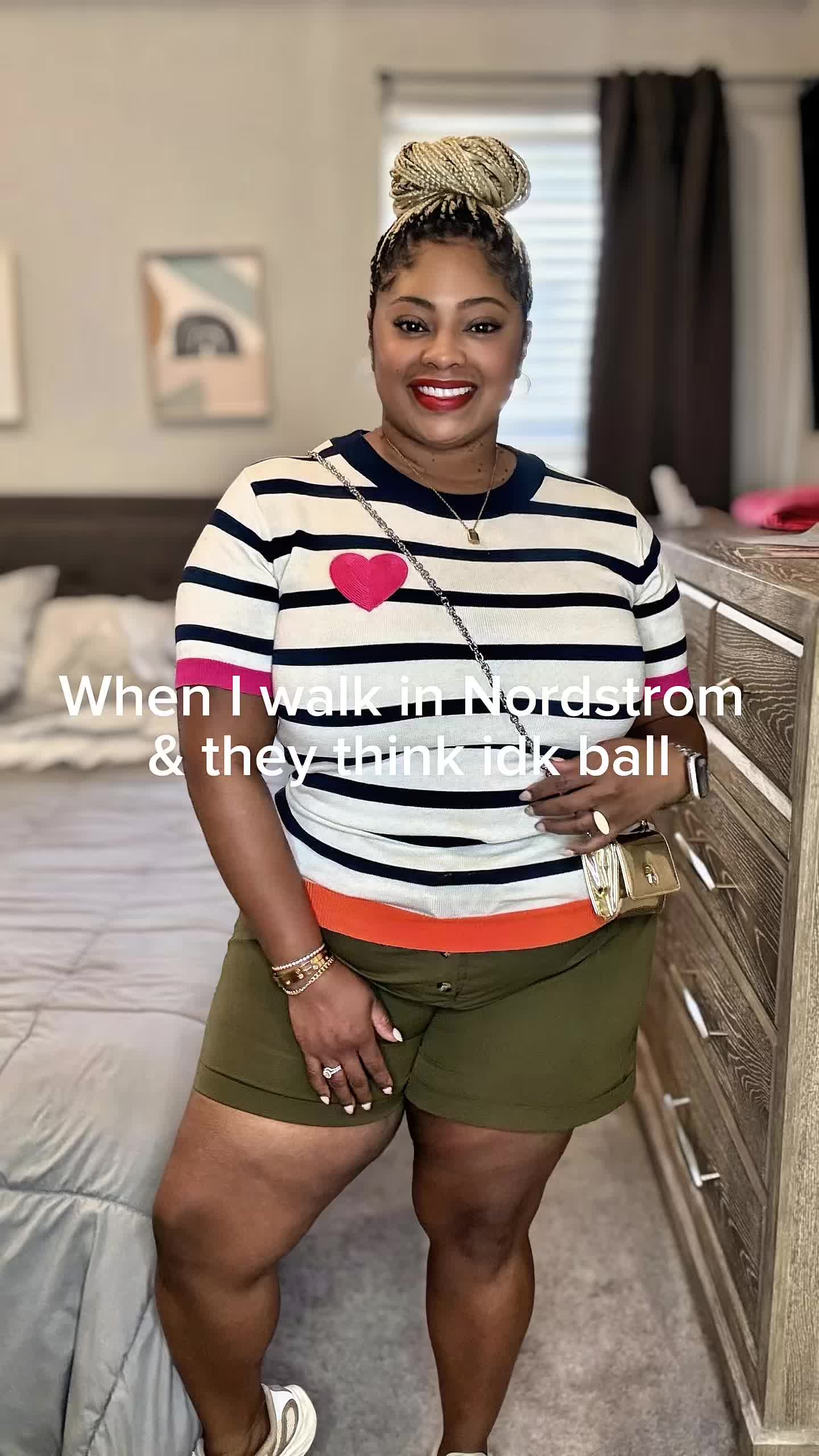 @Ash | HR Fashion Girl | BoyMom