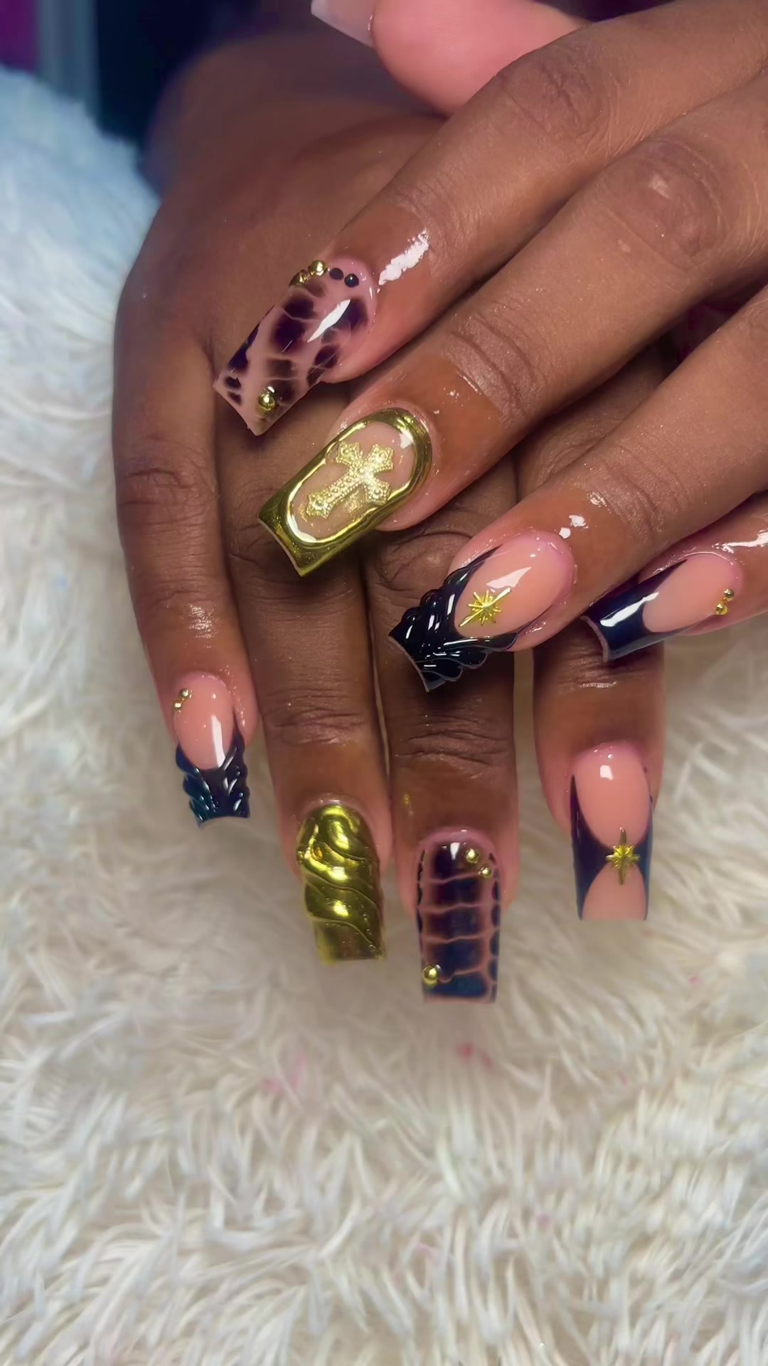 @Nicky the nail artist