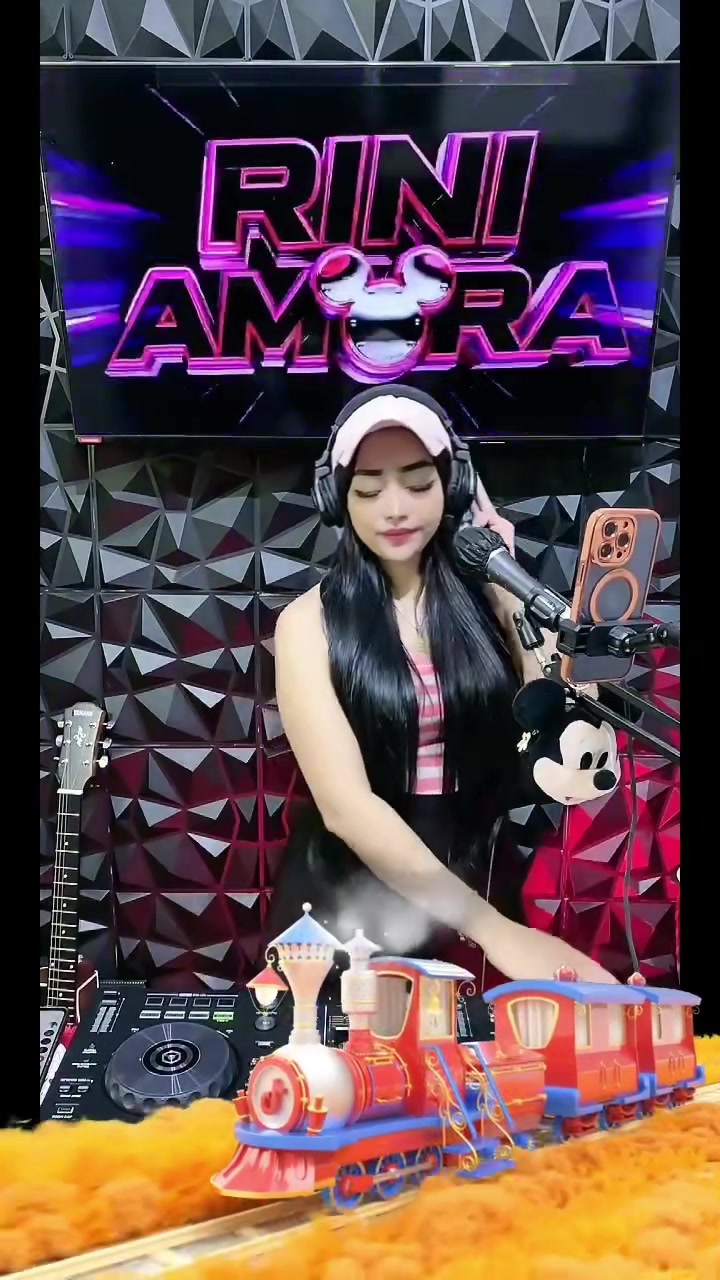 @dj.rini.amora
