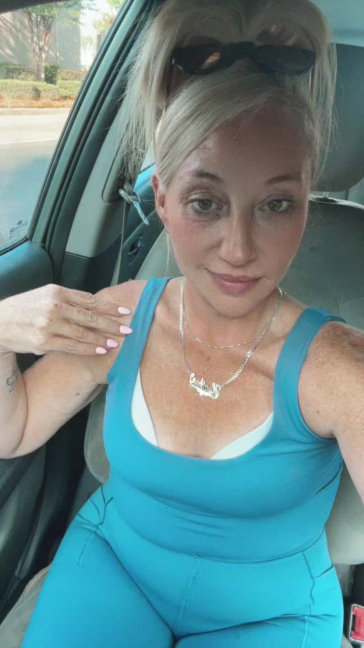 @julydaises