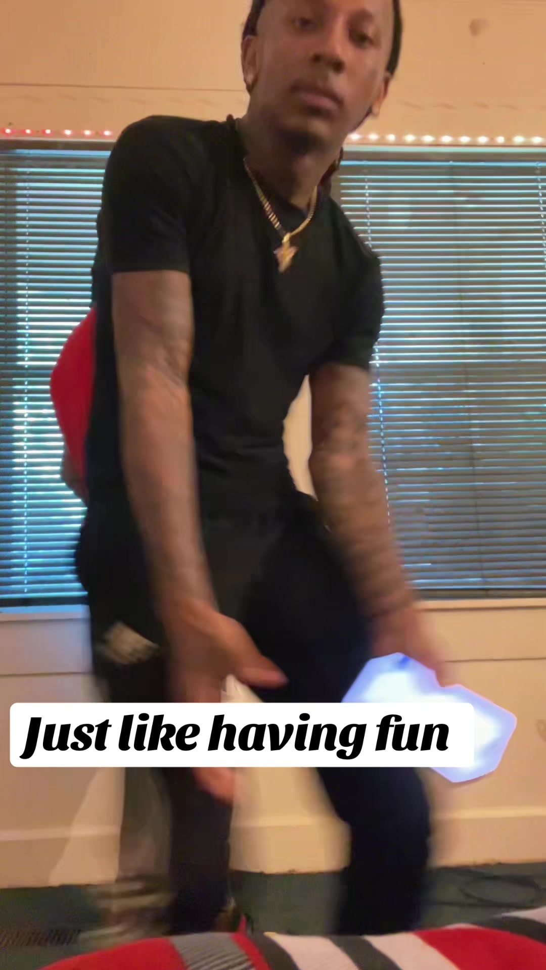 @DEE🖤🐐