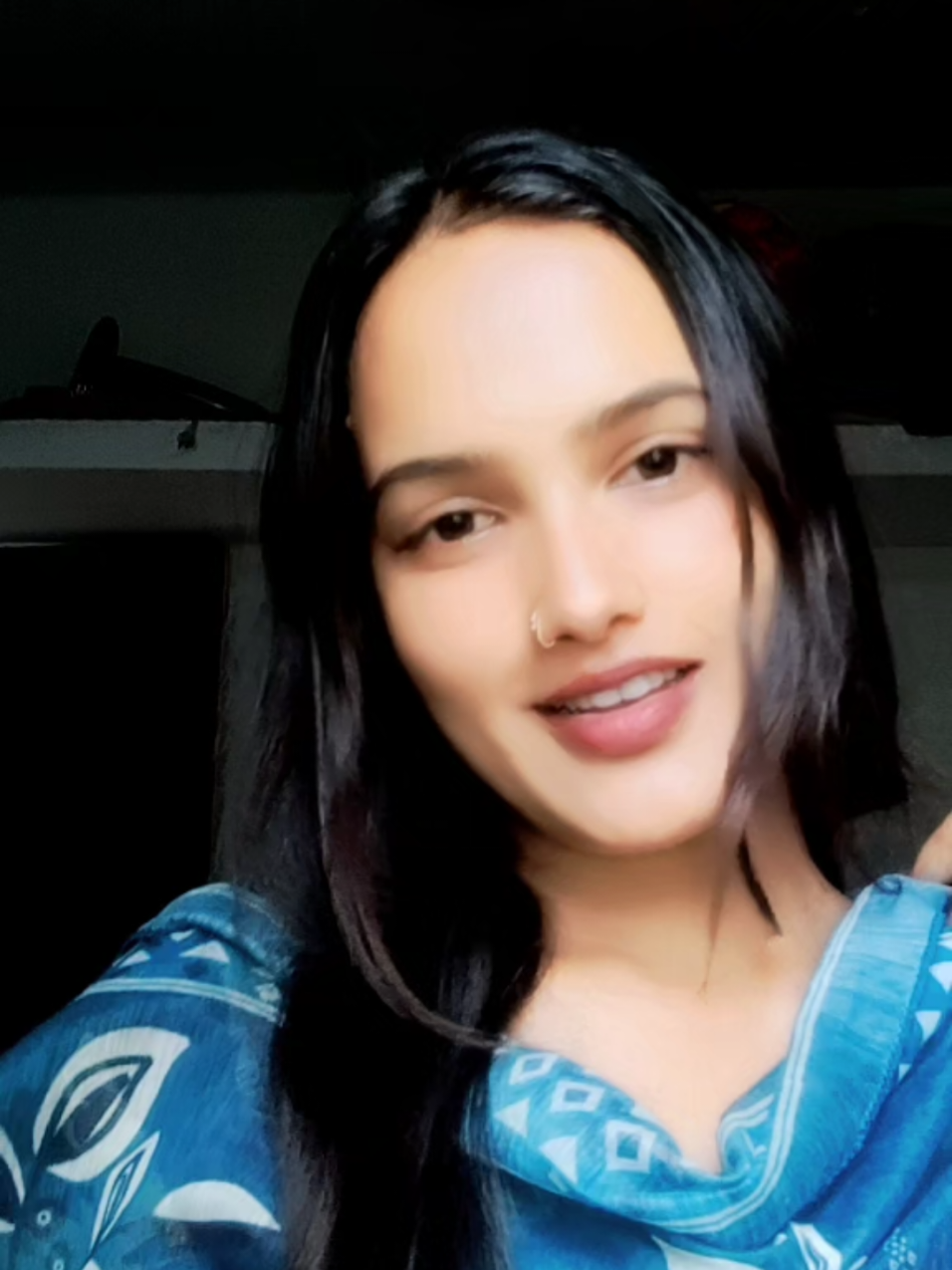 @Yadav girl🔥