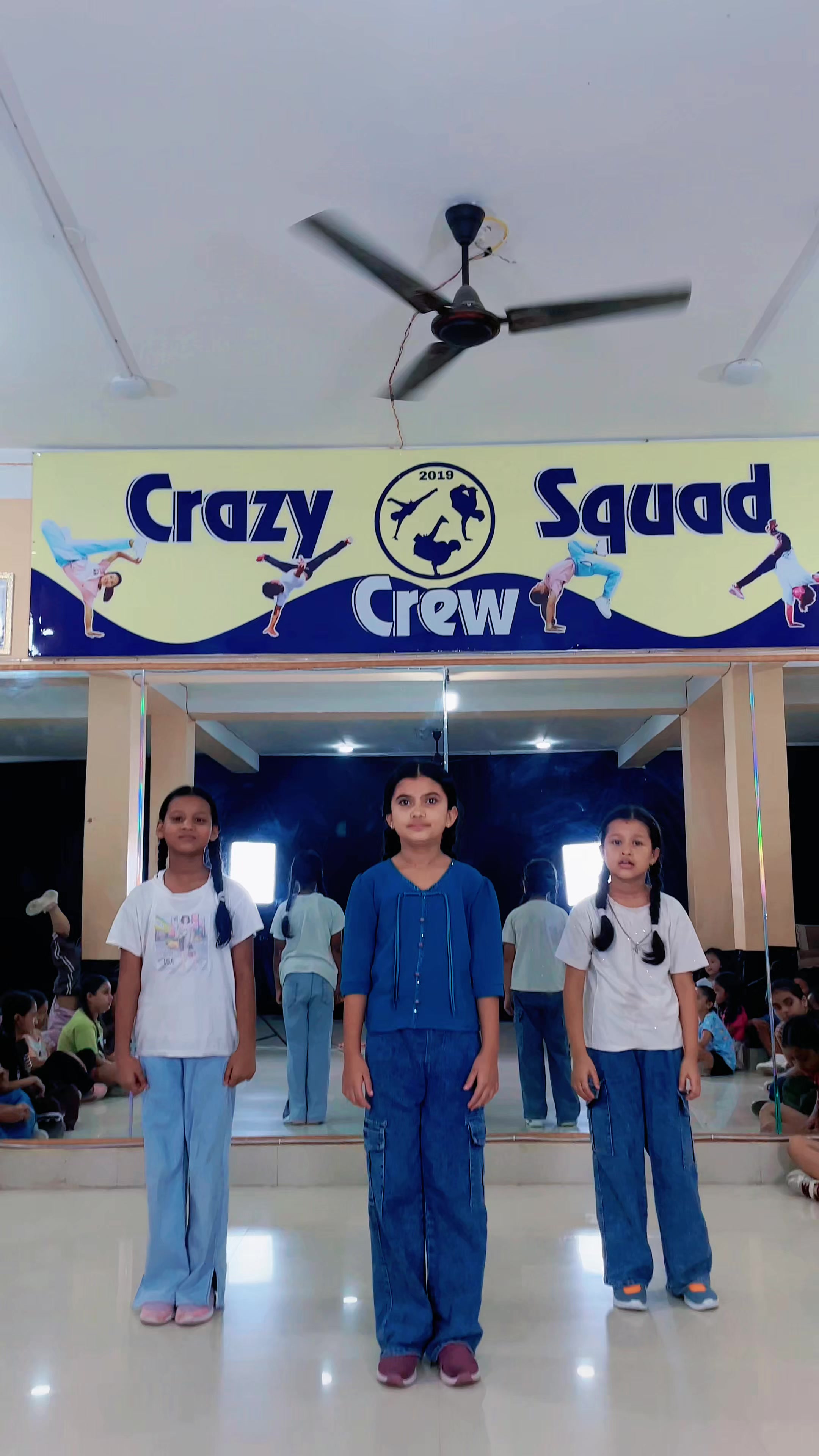 @Crazy Squad Crew
