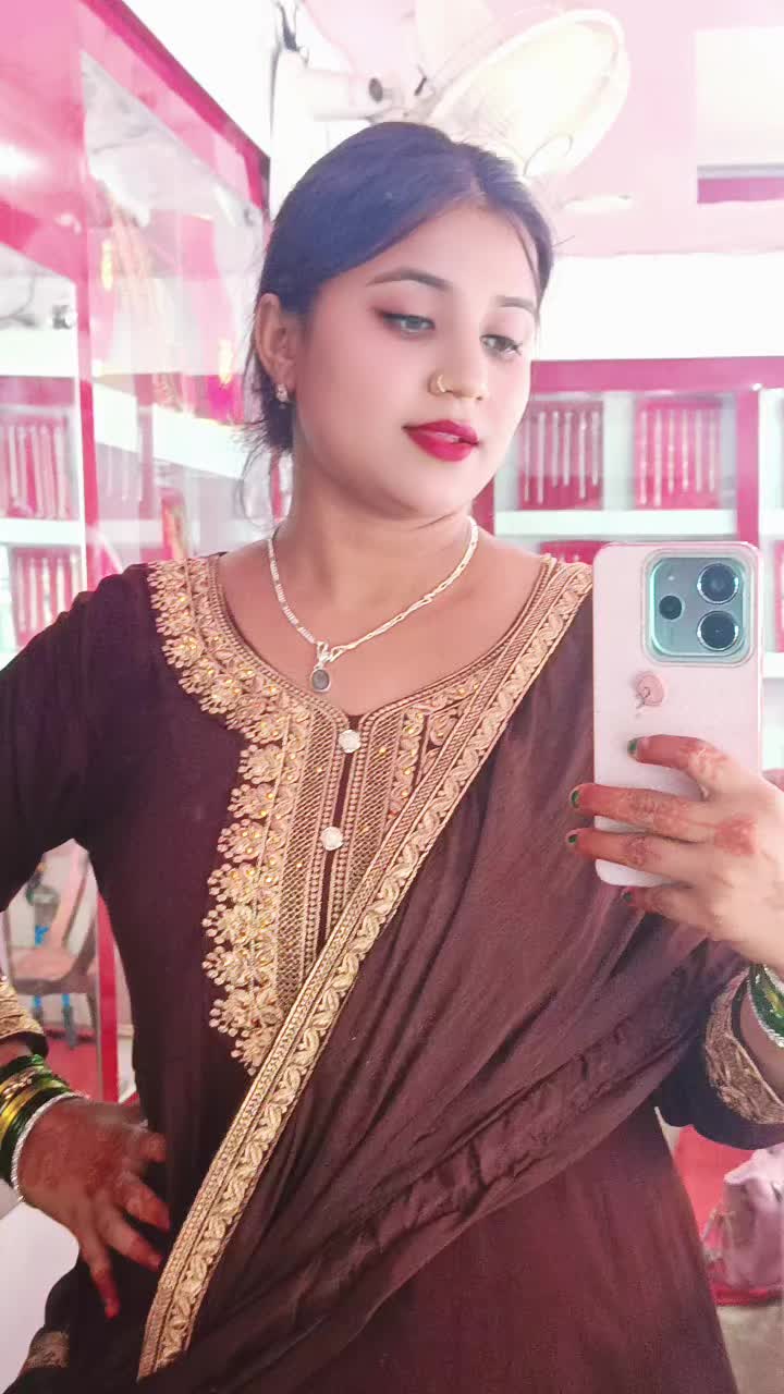 @Mrs...swarnakar Girl💫💫💐💐🪻
