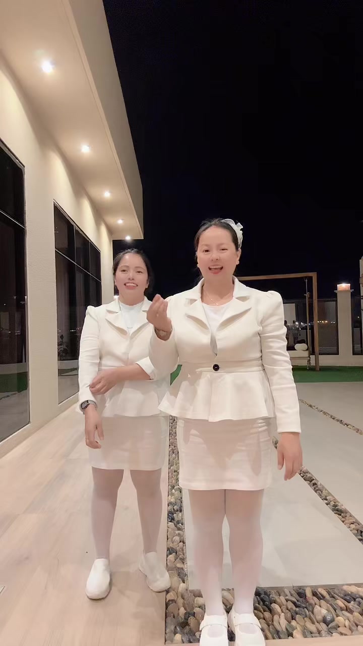 @Roma Vidal