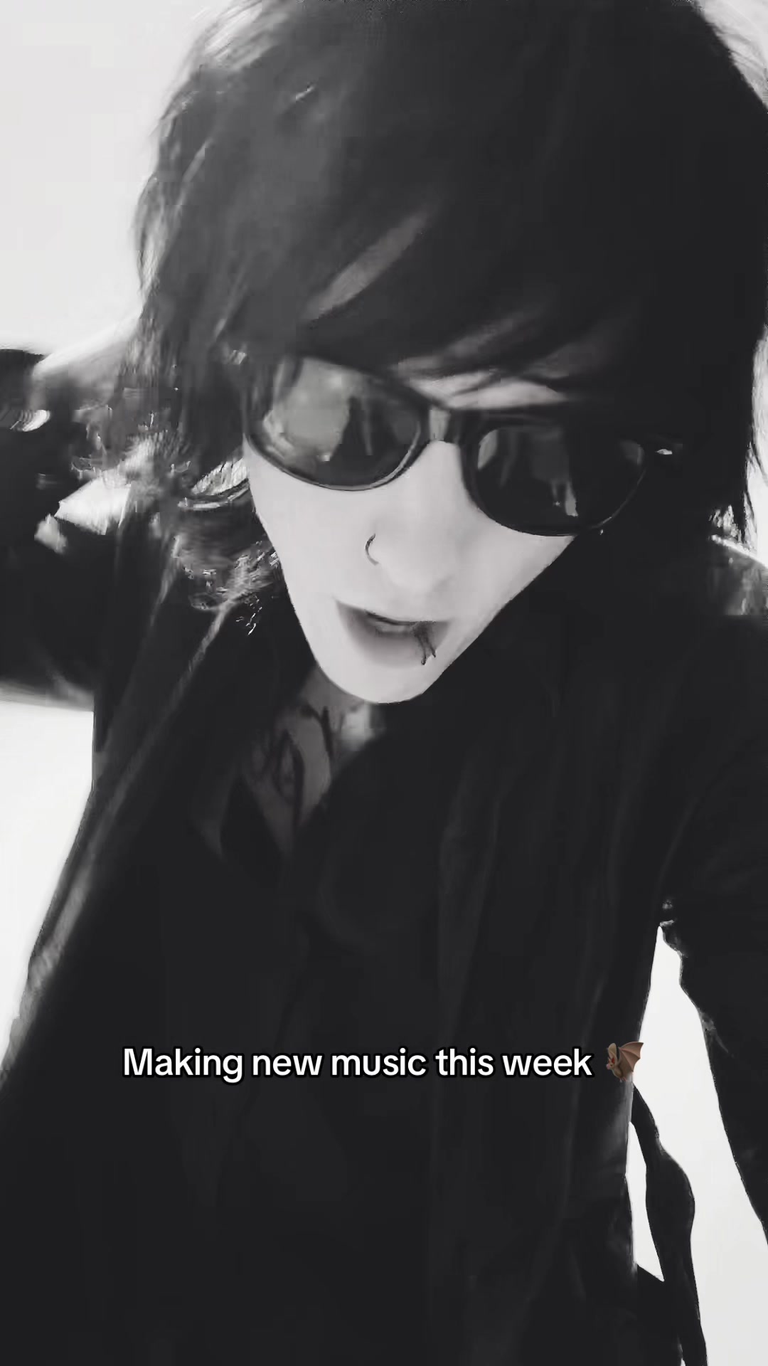 @Johnnie Guilbert