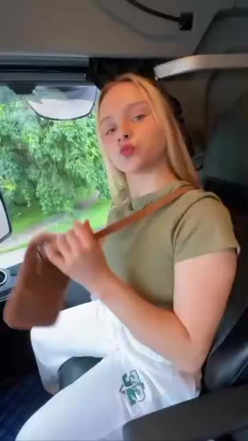 @Official Valeria Negurenko
