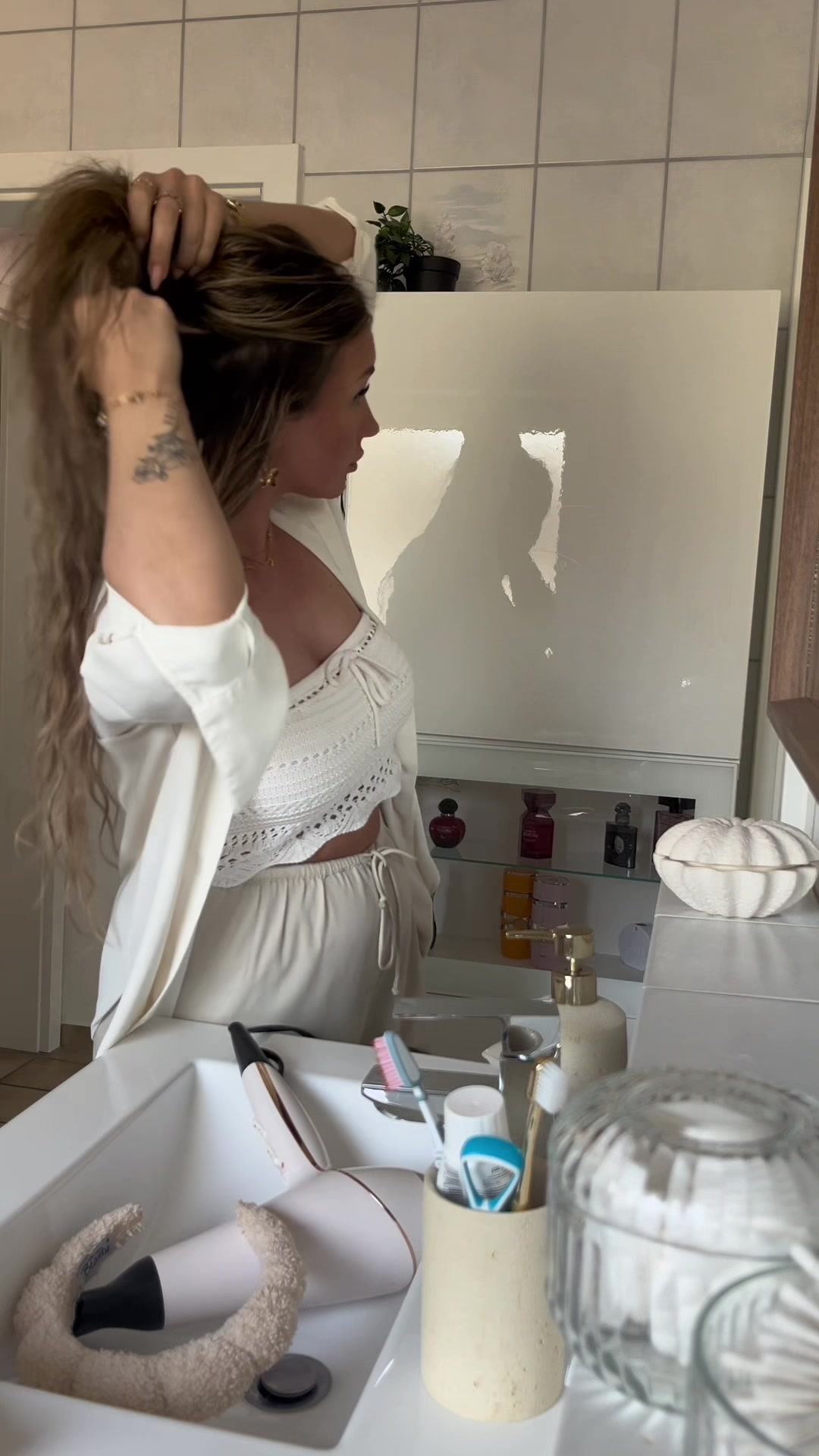 @alice.hny.x
