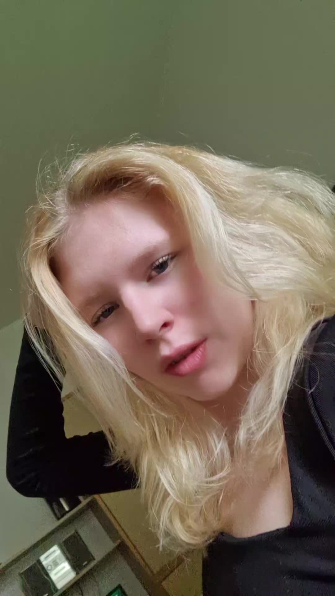 @leaslife18